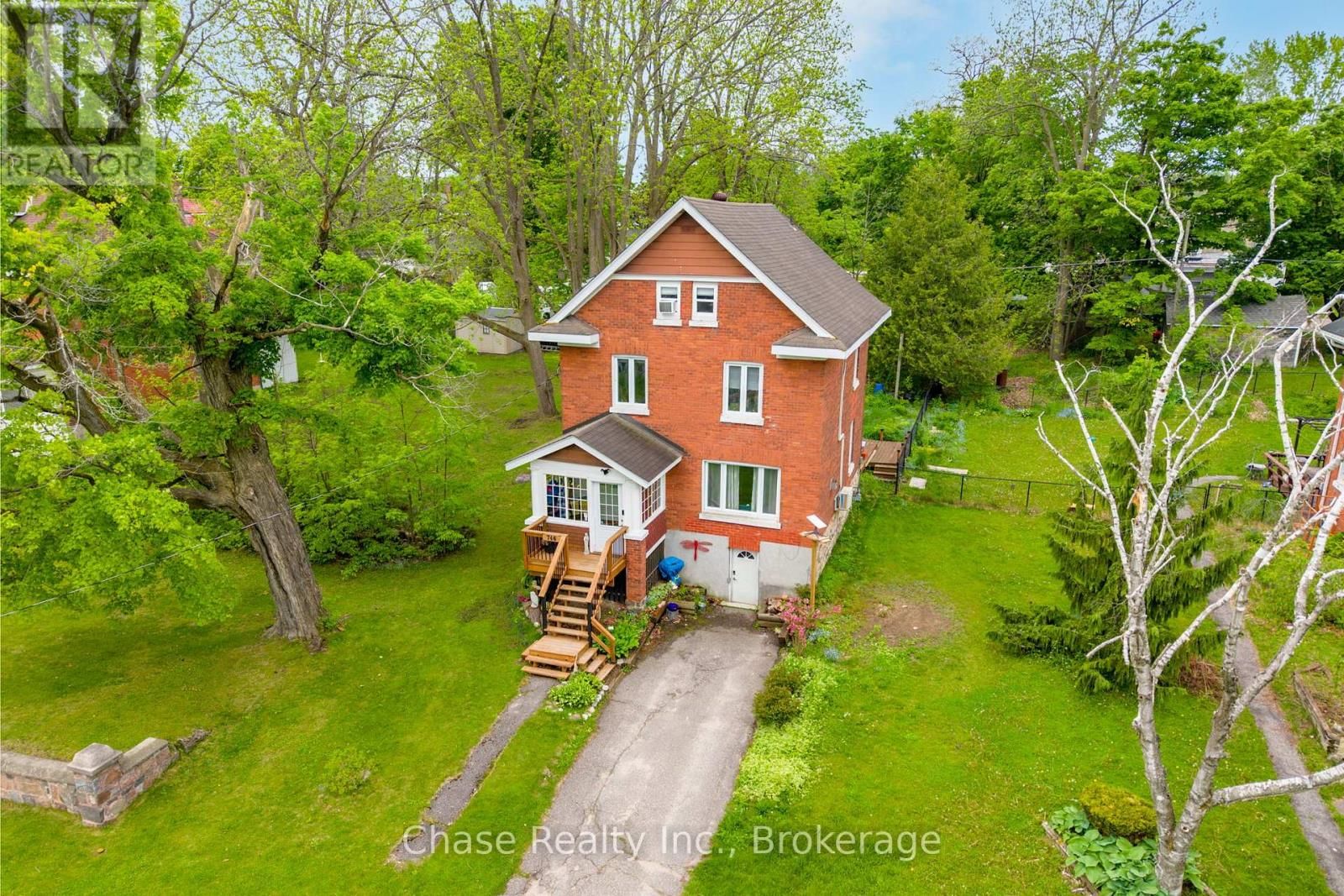 746 SIXTH AVENUE Image 28