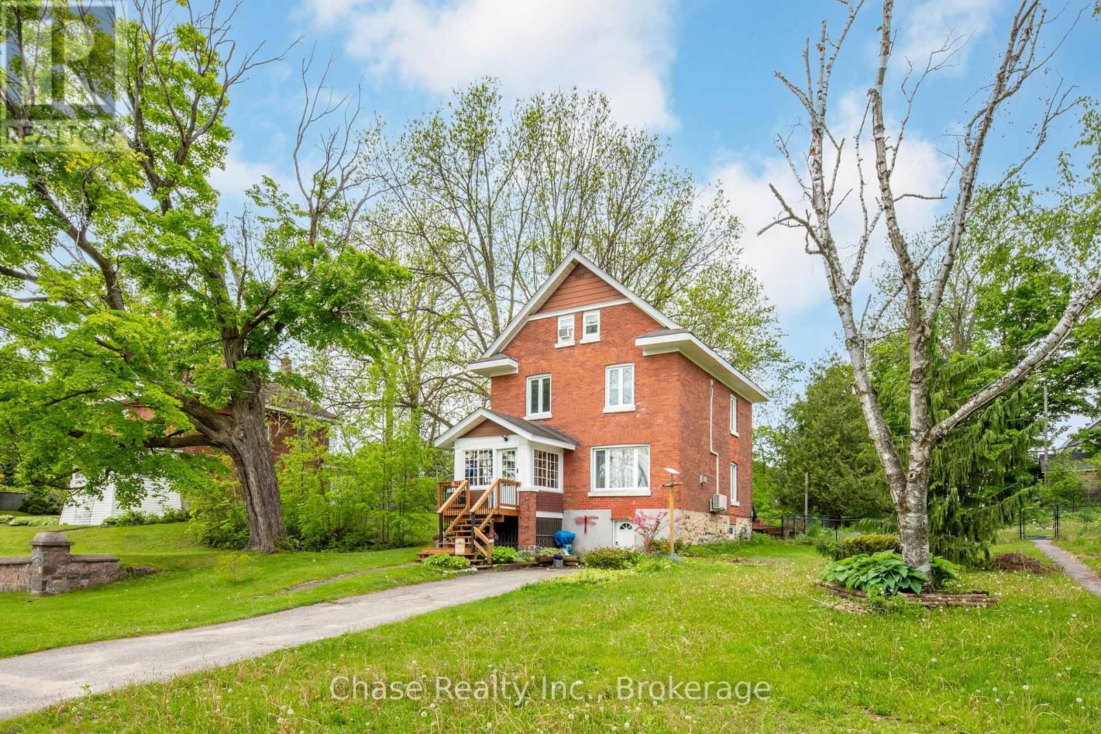 746 SIXTH AVENUE Image 3