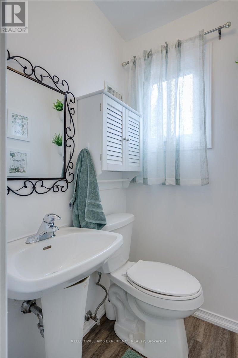 34 - 119 D'AMBROSIO DRIVE Image 17