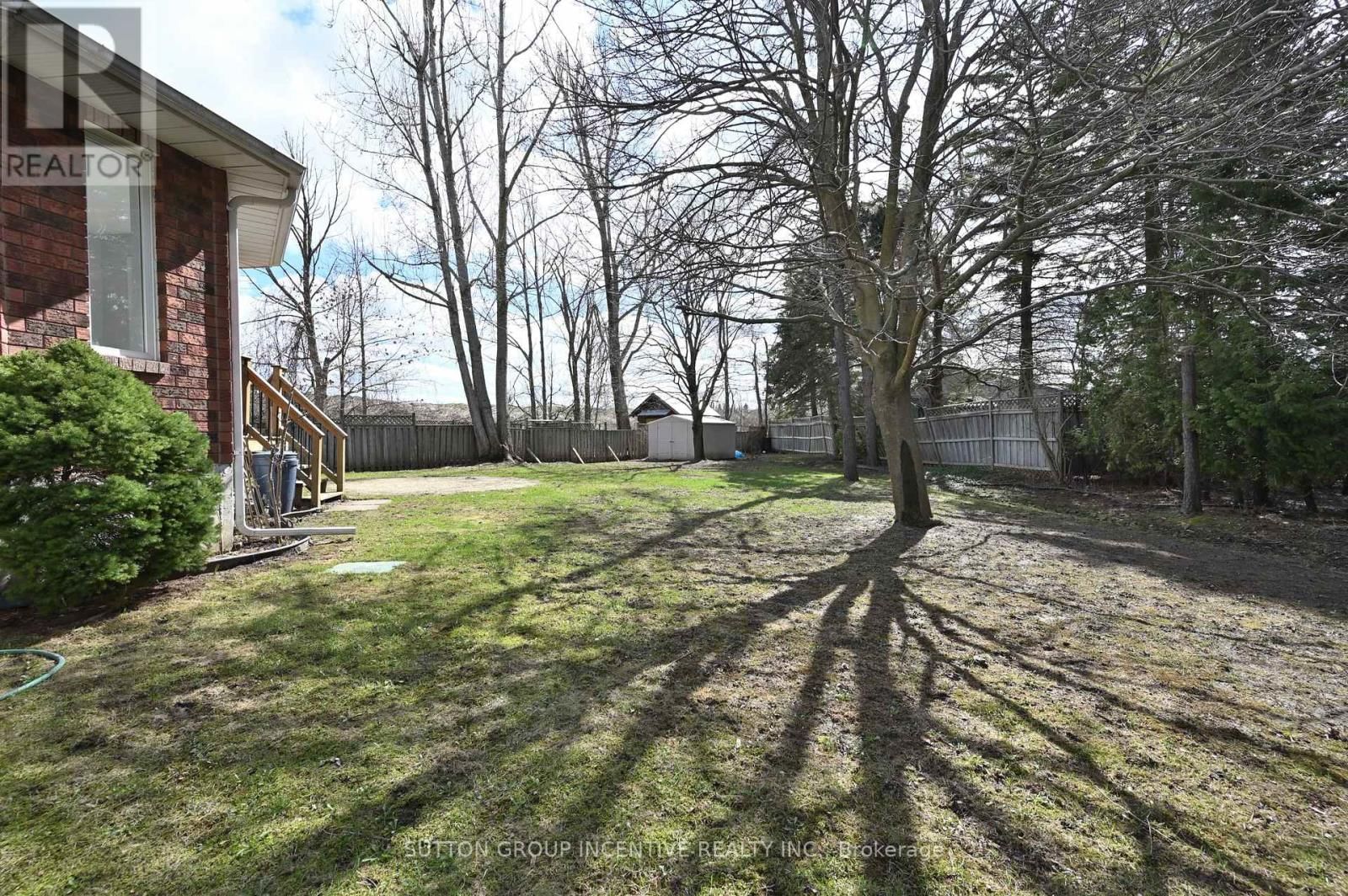 26 WARNER ROAD Image 38