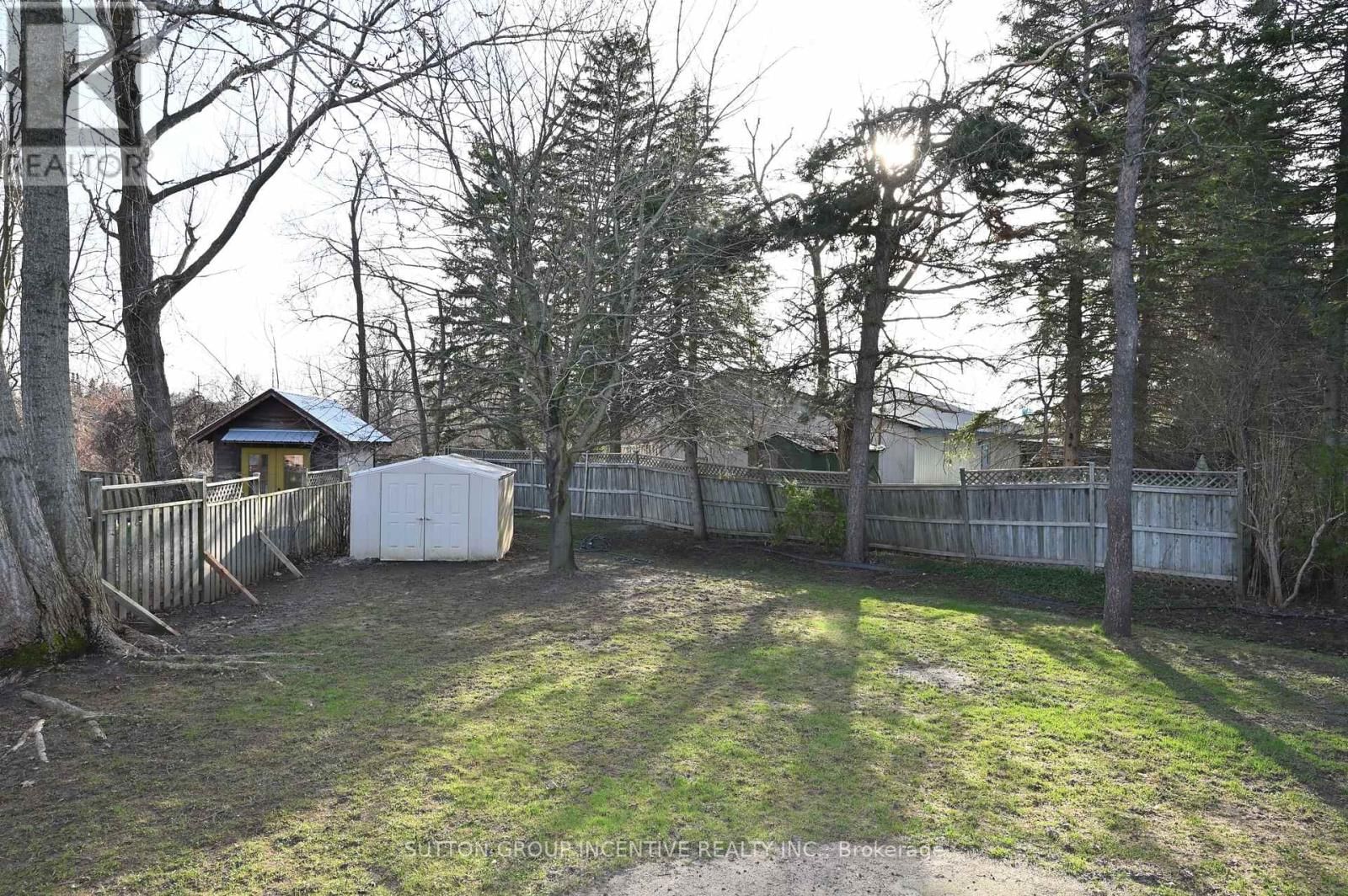 26 WARNER ROAD Image 42