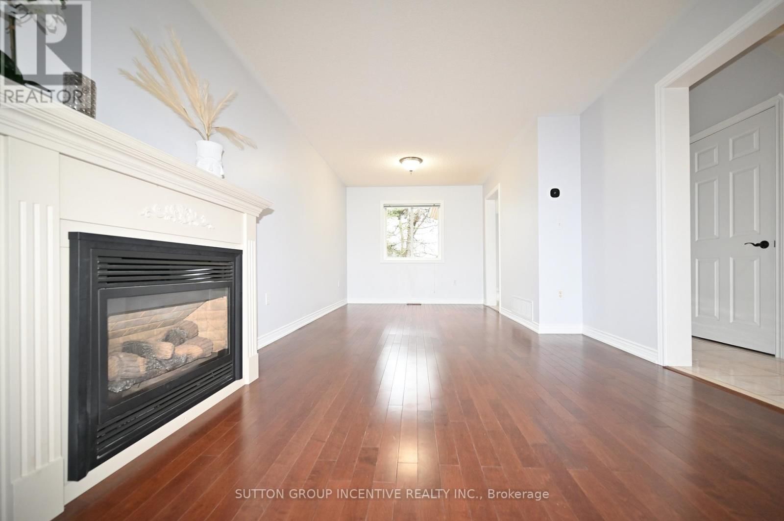 26 WARNER ROAD Image 7