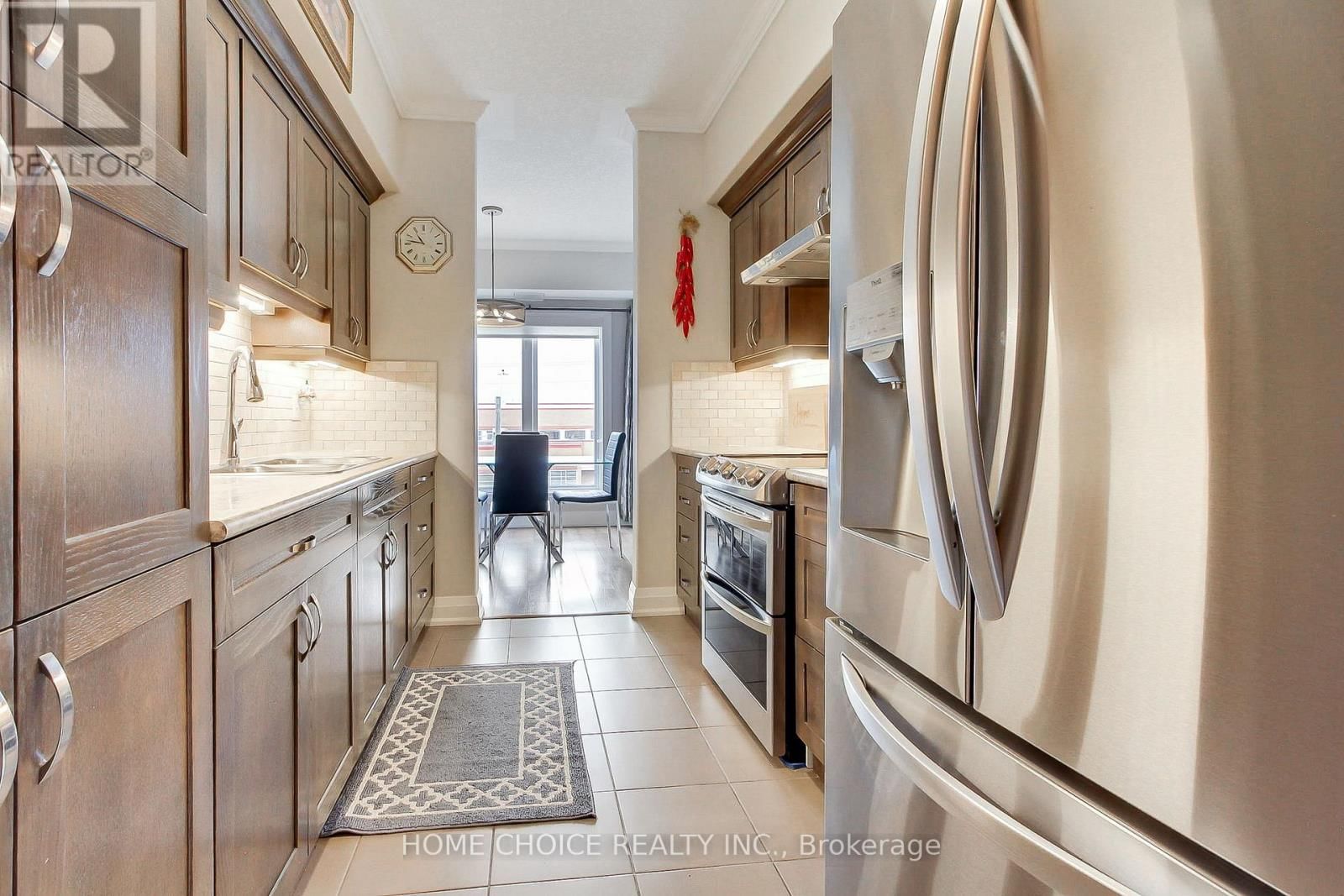 301 - 720 YONGE STREET EAST Image 19