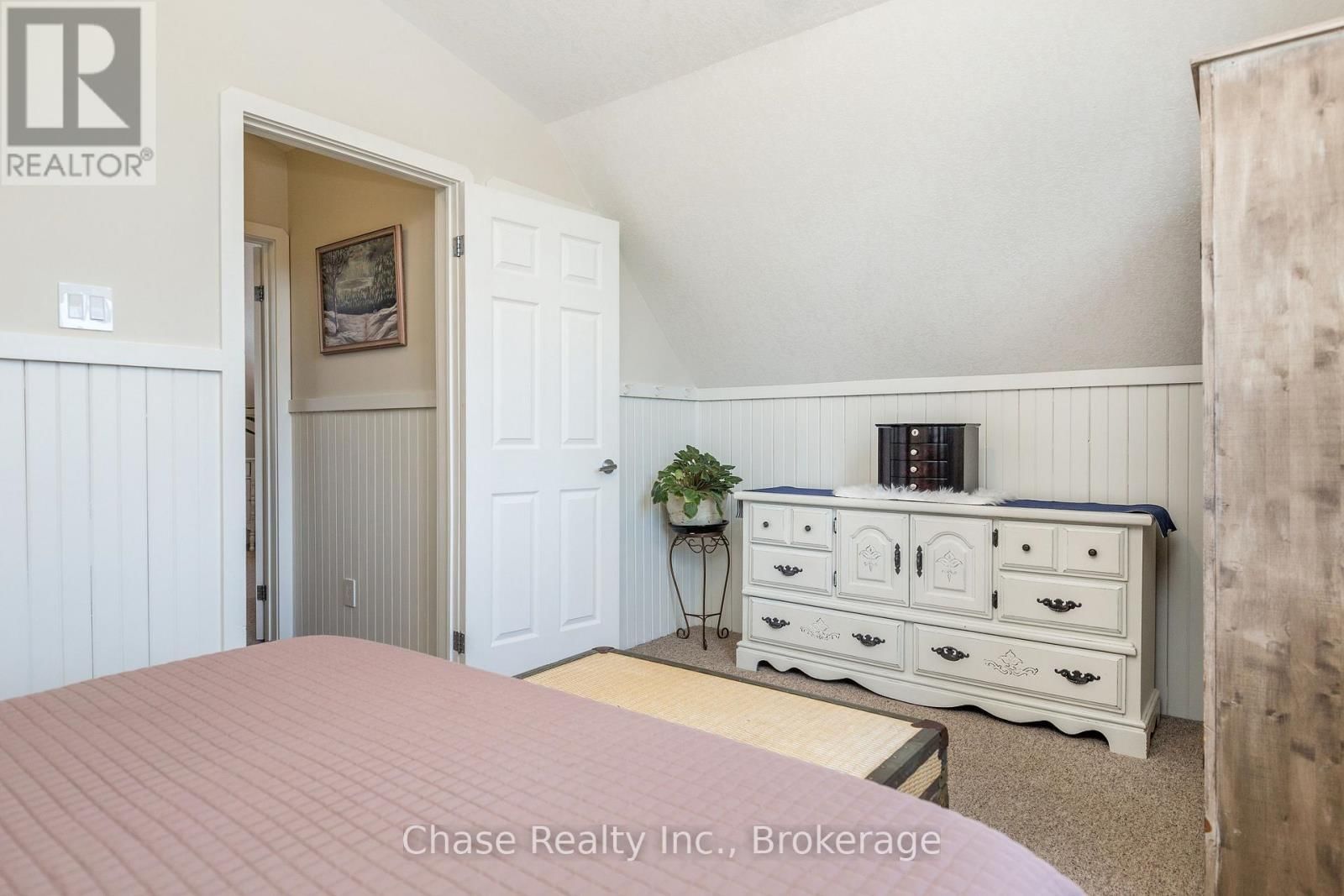 42 MADAWASKA TRAIL Image 24