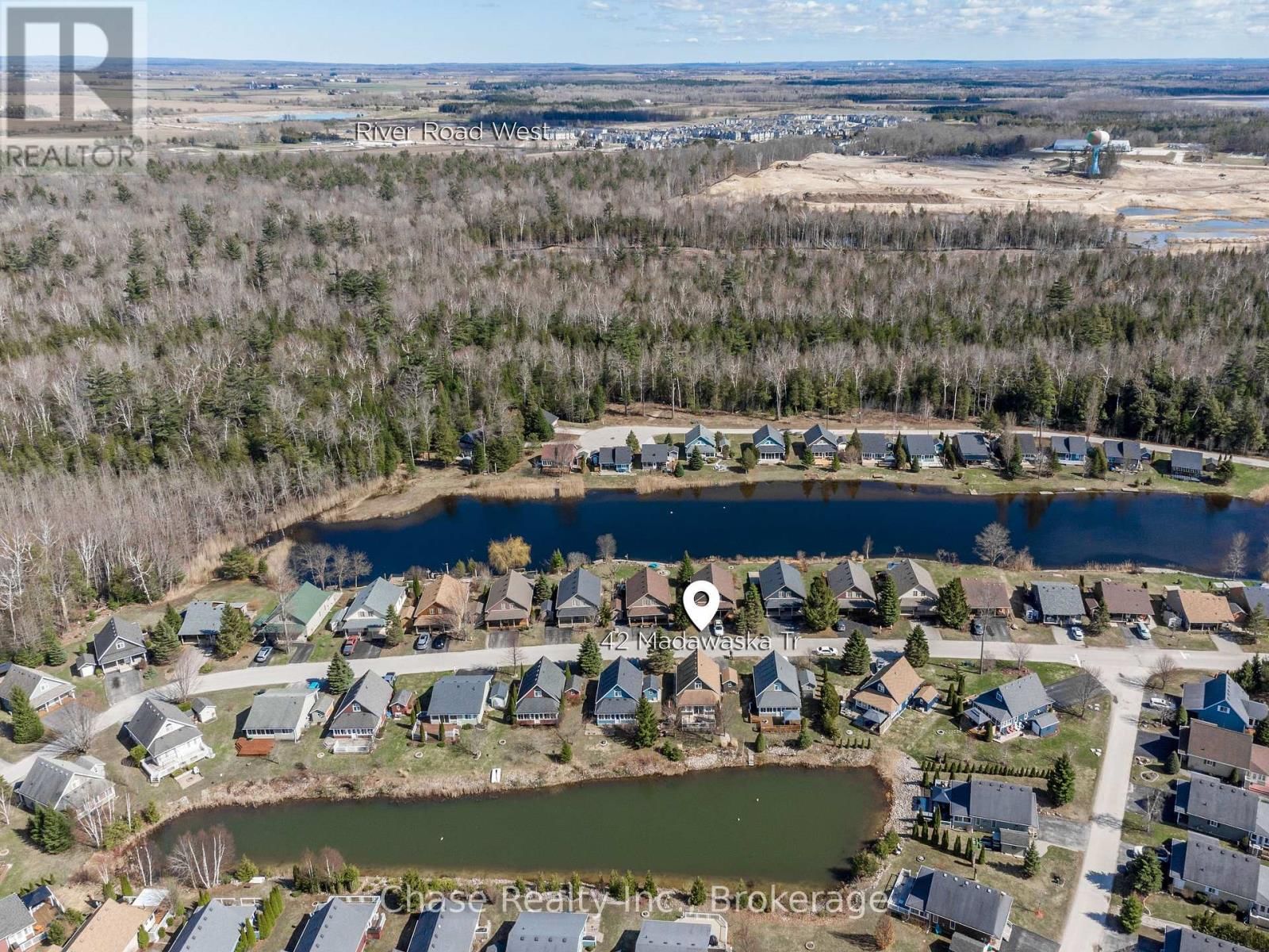 42 MADAWASKA TRAIL Image 37