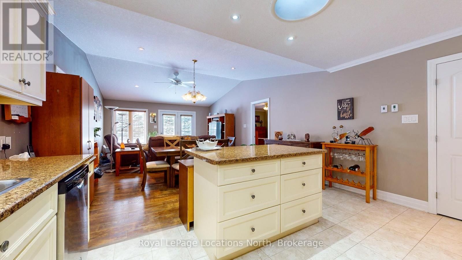 54 NEW YORK AVENUE Image 19