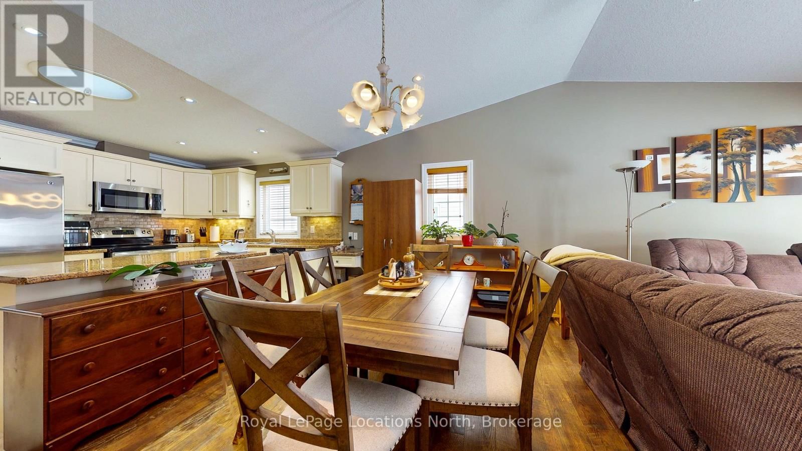 54 NEW YORK AVENUE Image 8