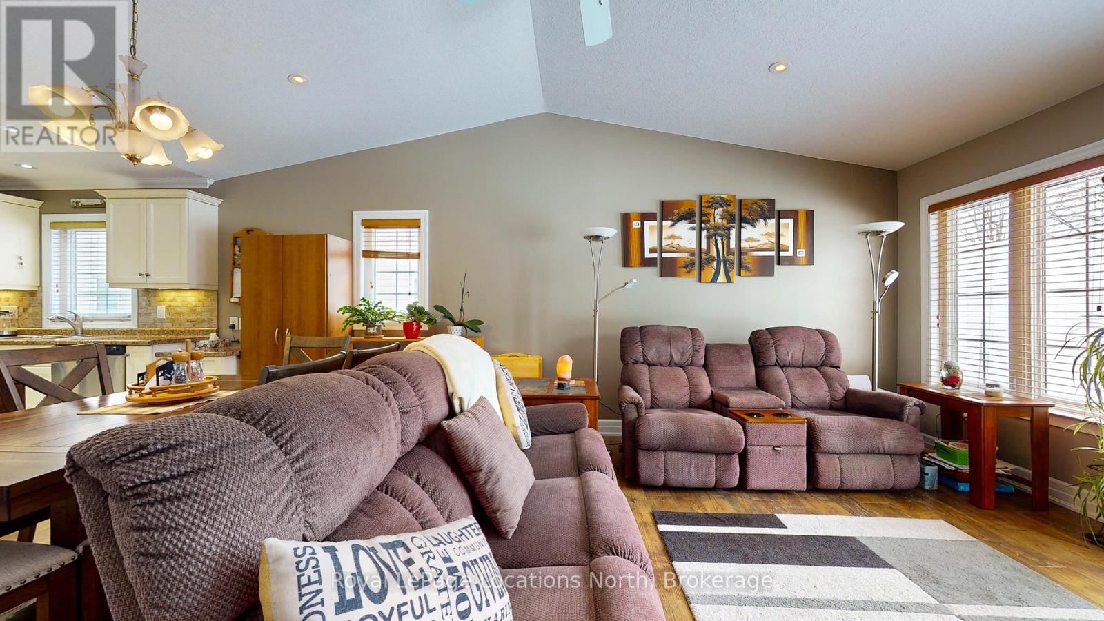 54 NEW YORK AVENUE Image 9