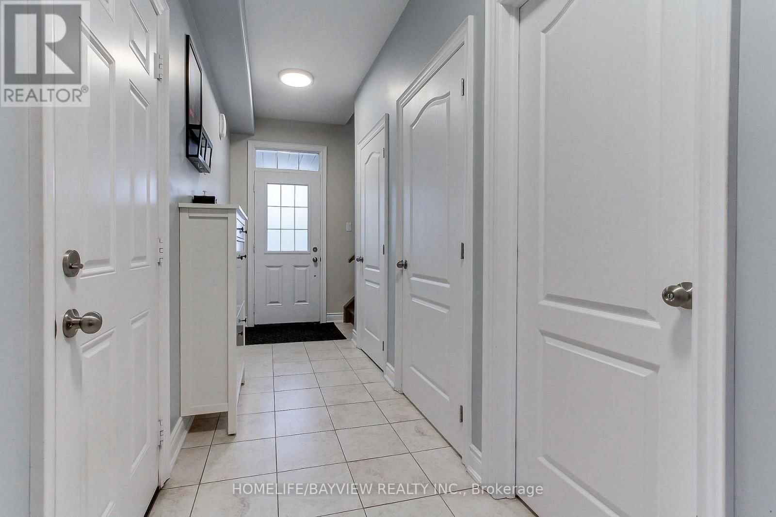 35 BOOTH LANE Image 14