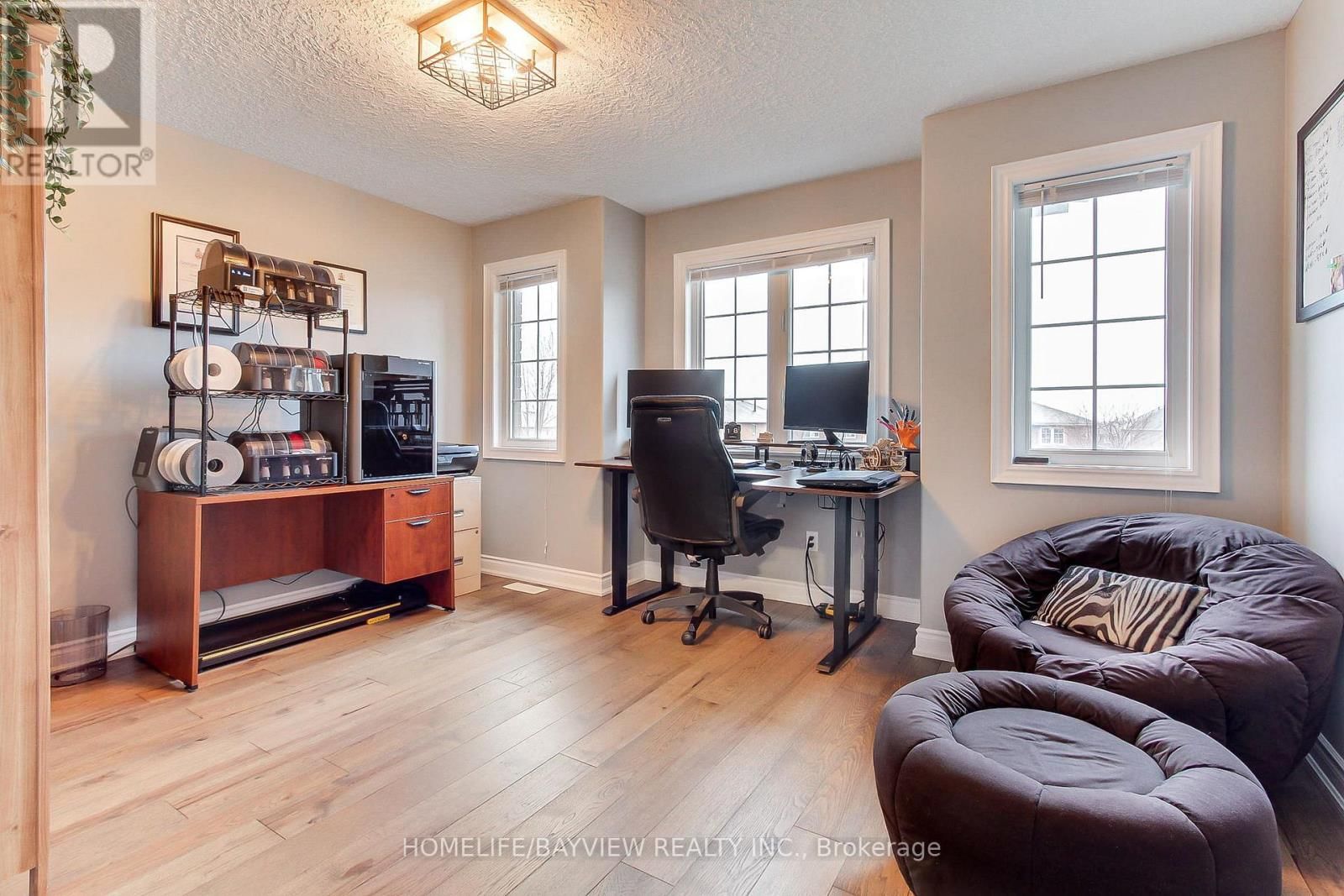 35 BOOTH LANE Image 15