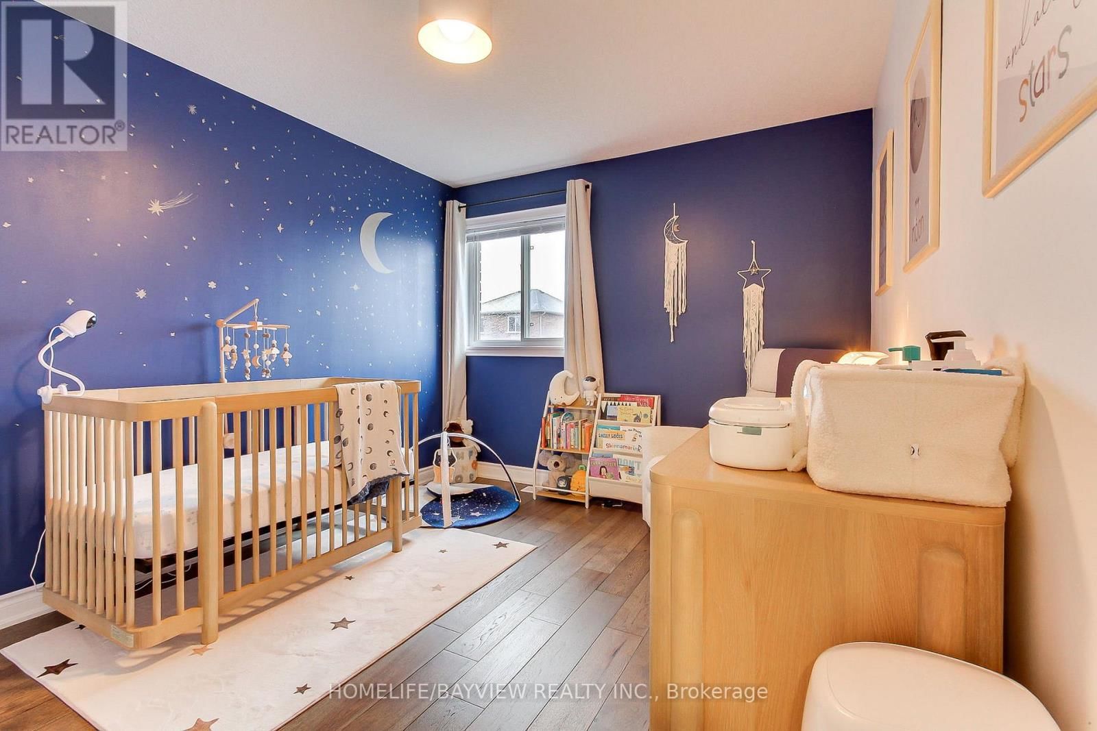 35 BOOTH LANE Image 16