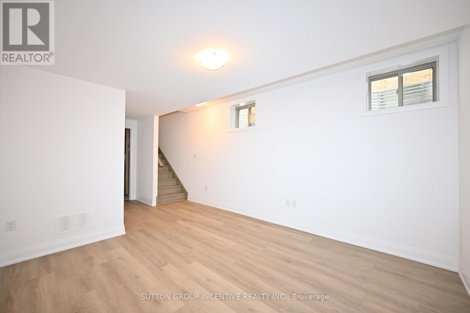 1 - 32 WINERY WAY Image 16