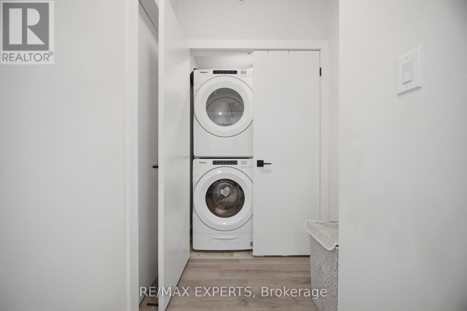 605 - 10 CULINARY LANE Image 21