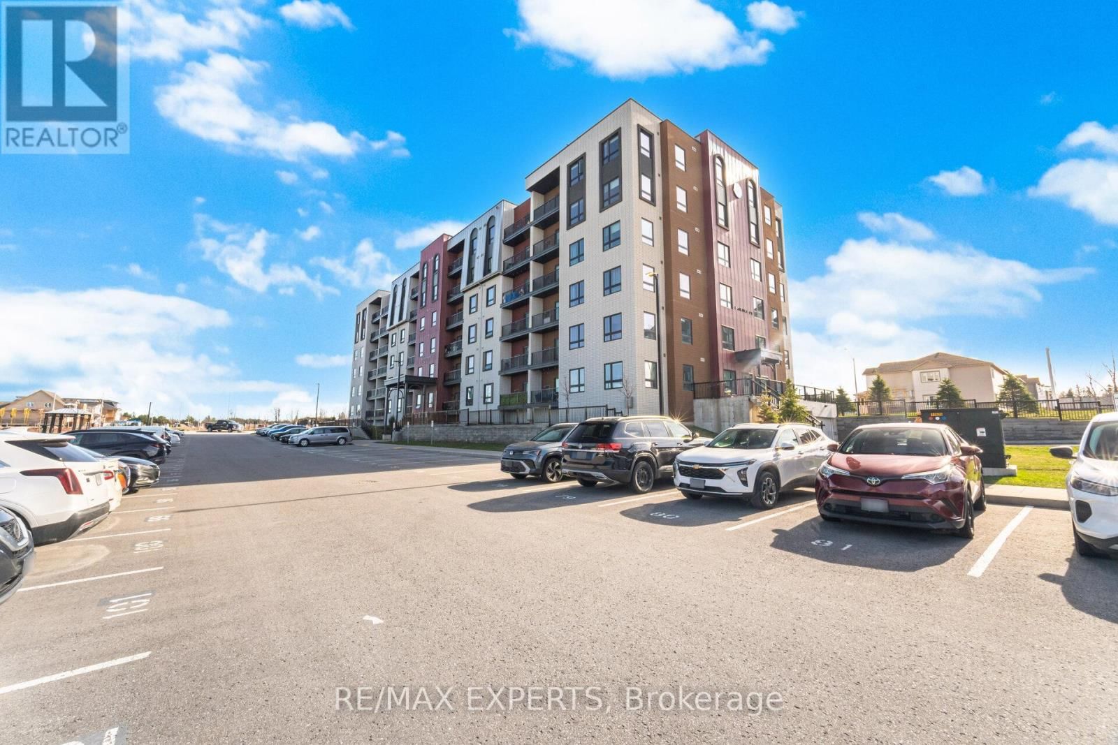 605 - 10 CULINARY LANE Image 26