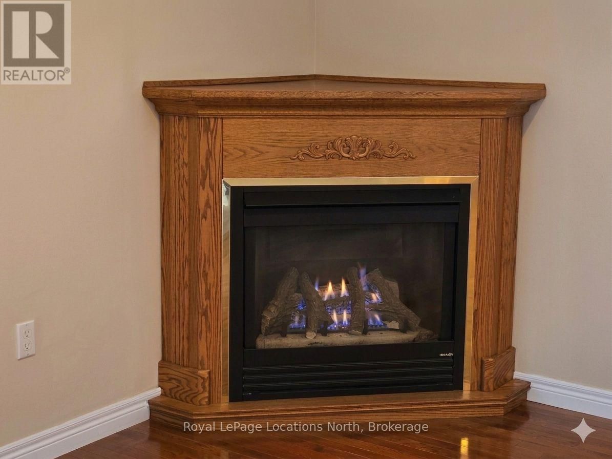 23 - 275 HURON STREET Image 18