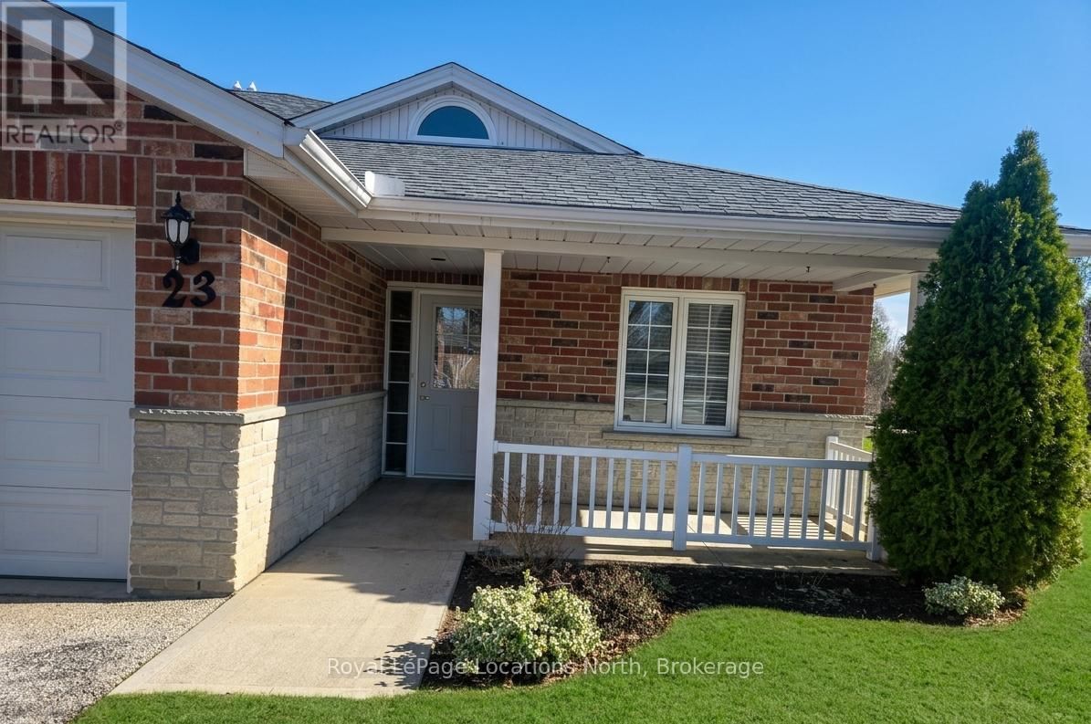 23 - 275 HURON STREET Image 2