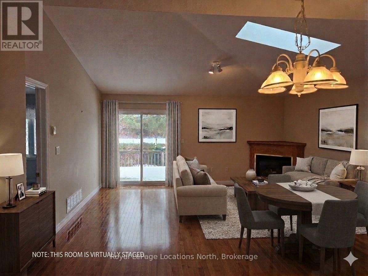 23 - 275 HURON STREET Image 20