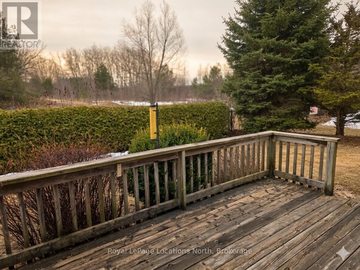 23 - 275 HURON STREET Image 5