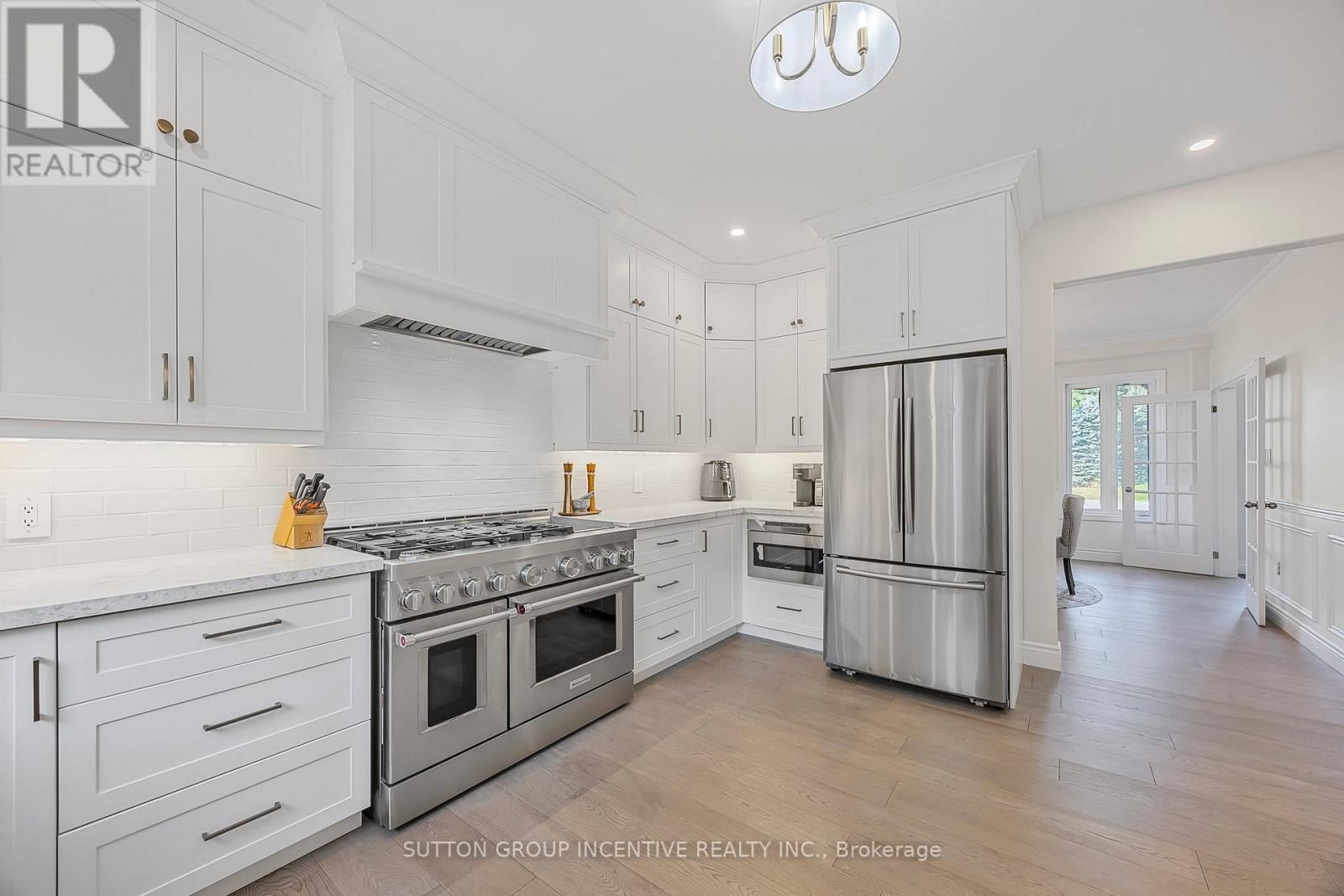 38 LILAC LANE Image 13