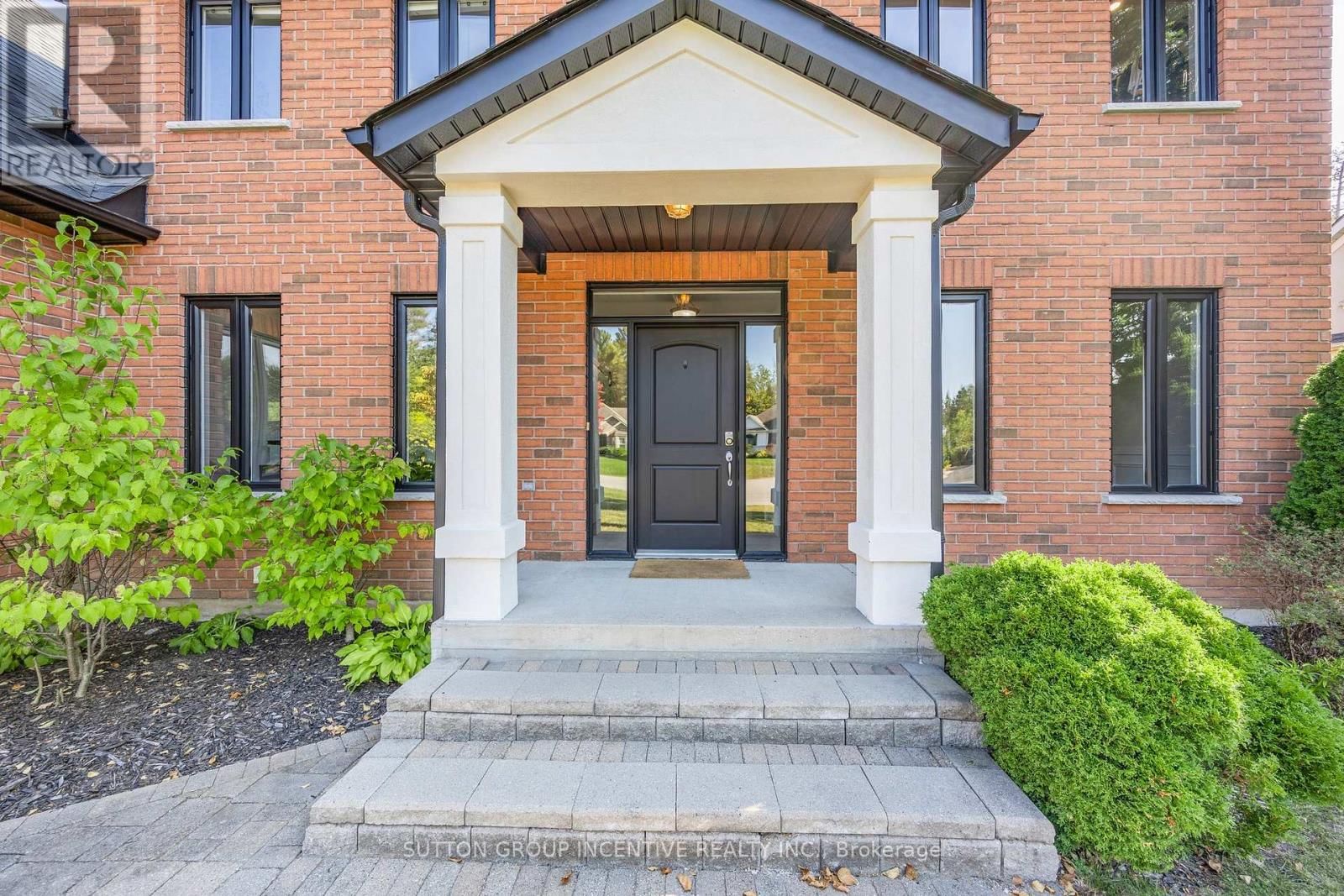 38 LILAC LANE Image 7