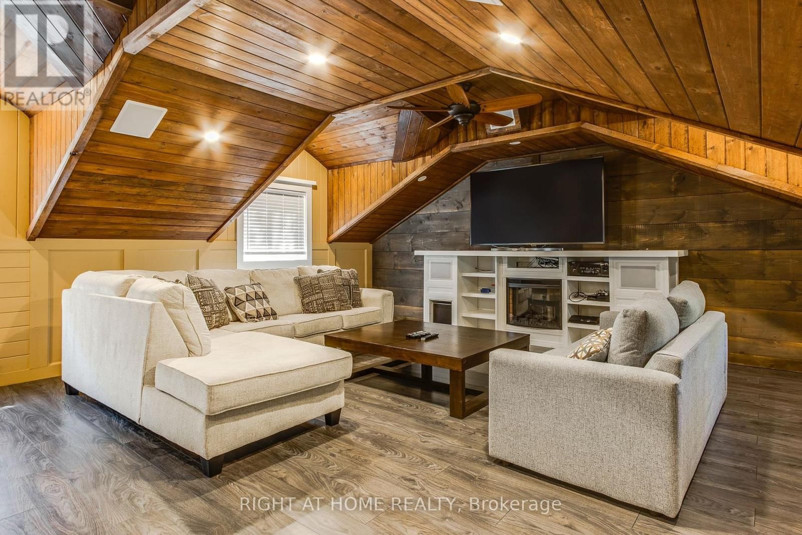 119 TIMCOURT DRIVE Image 23