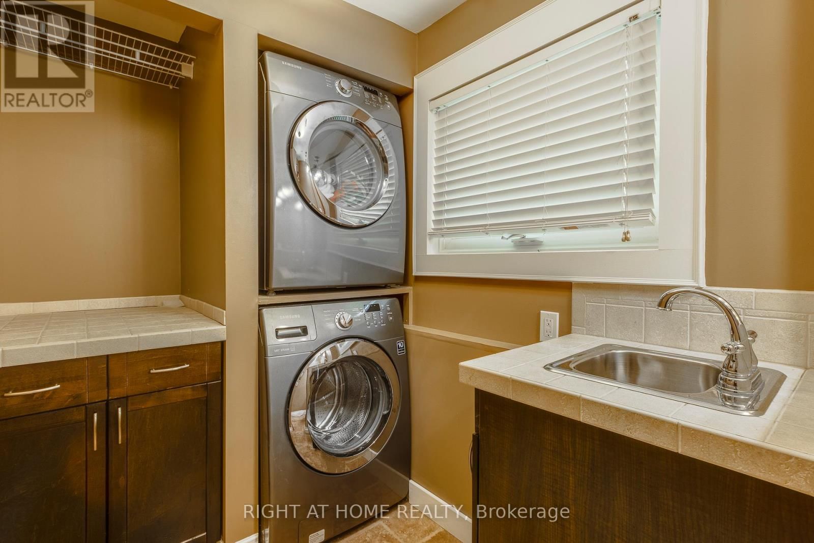 119 TIMCOURT DRIVE Image 27