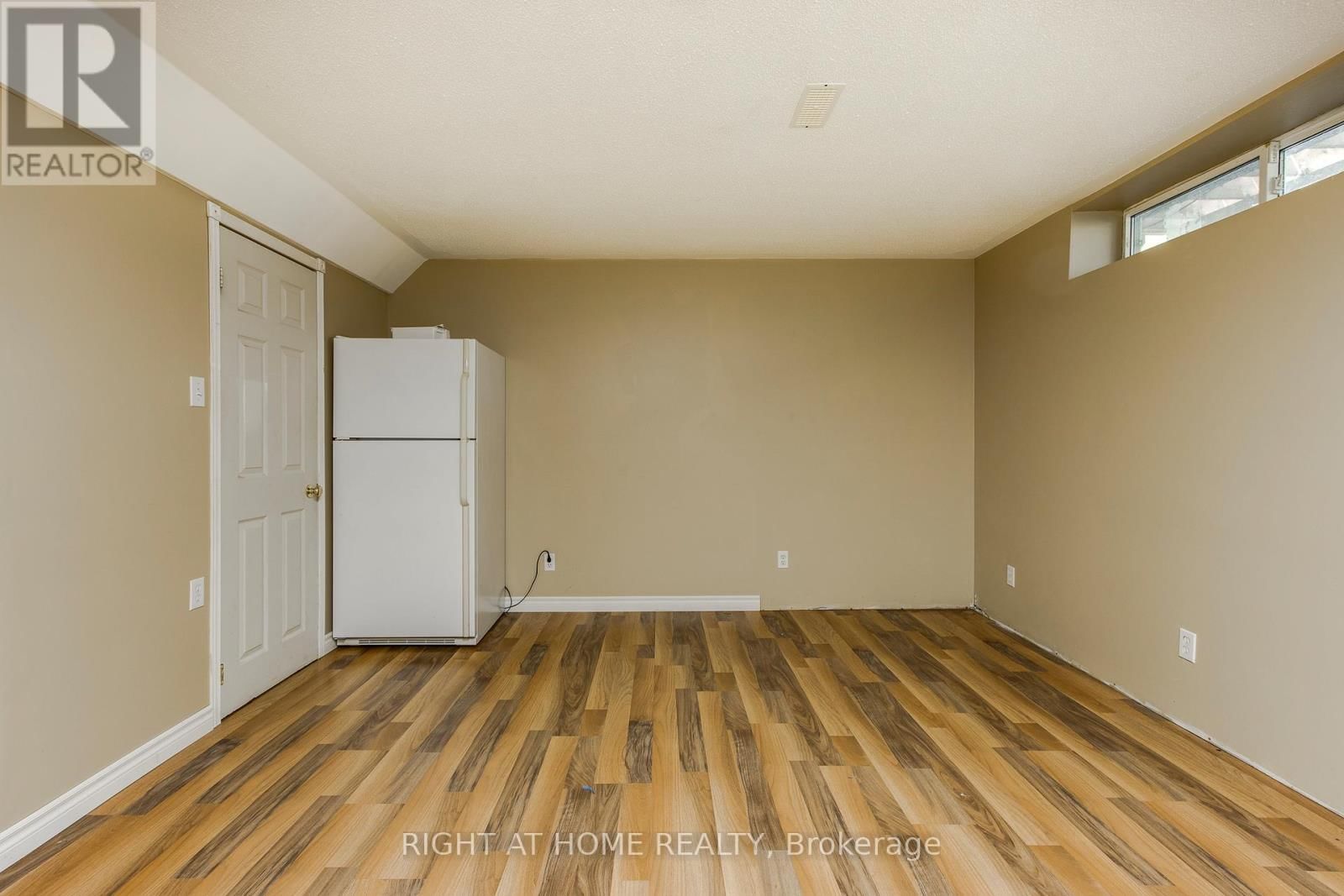 119 TIMCOURT DRIVE Image 29