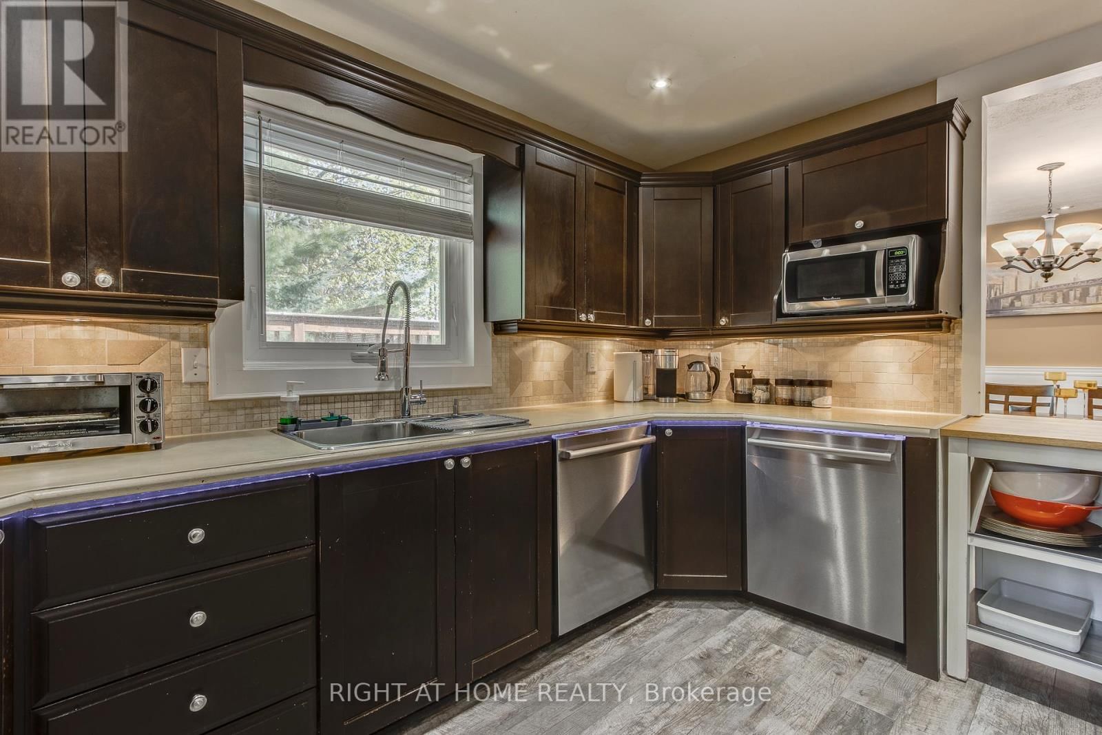 119 TIMCOURT DRIVE Image 9