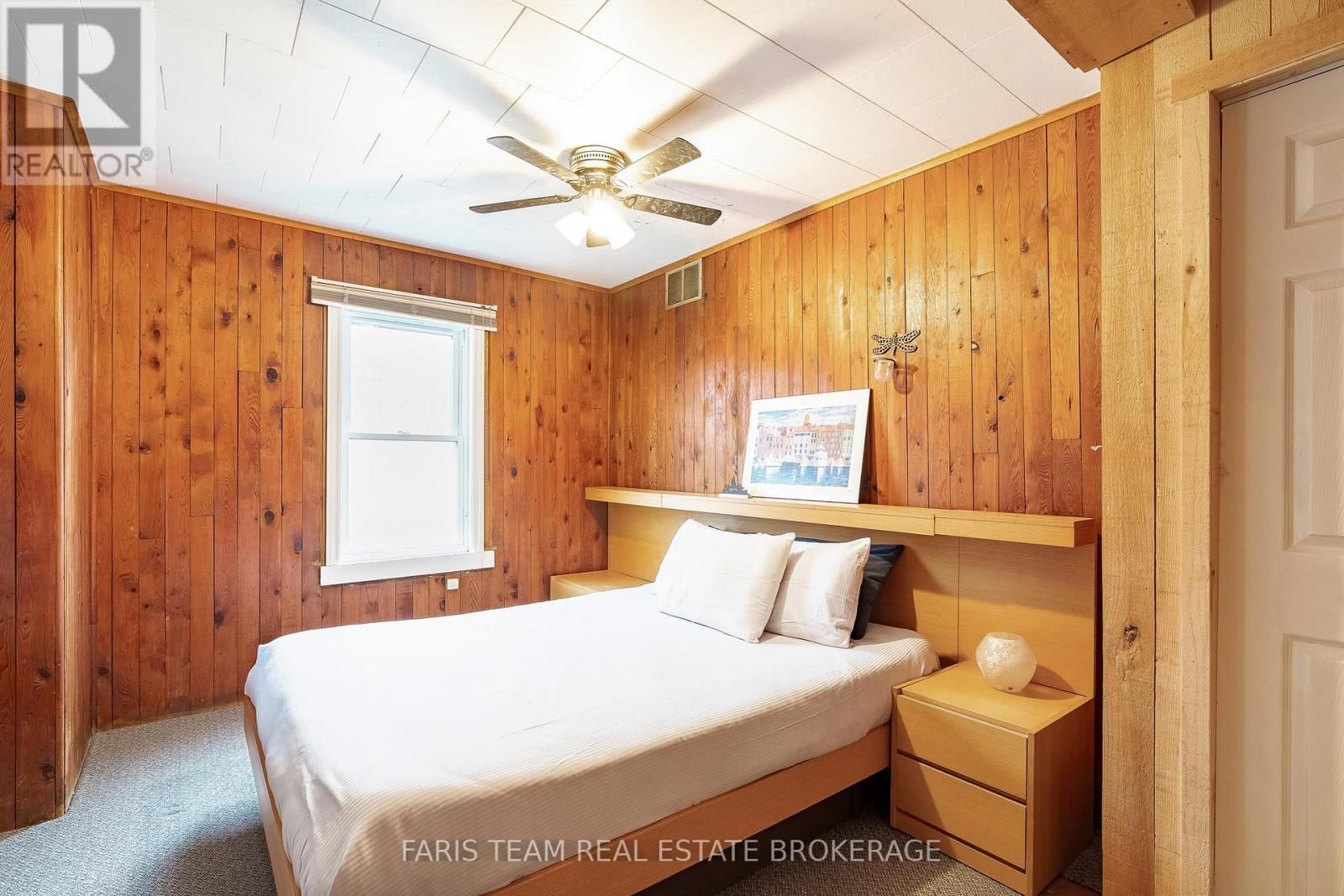 3529 BENNETT AVENUE Image 20