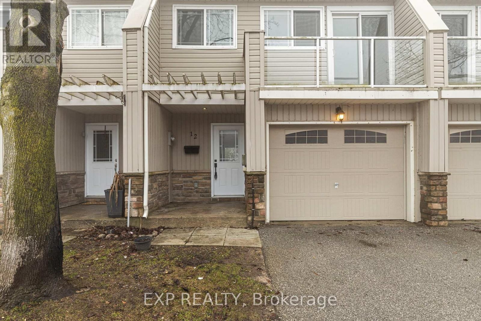 12 - 12 LANKIN BOULEVARD Image 30