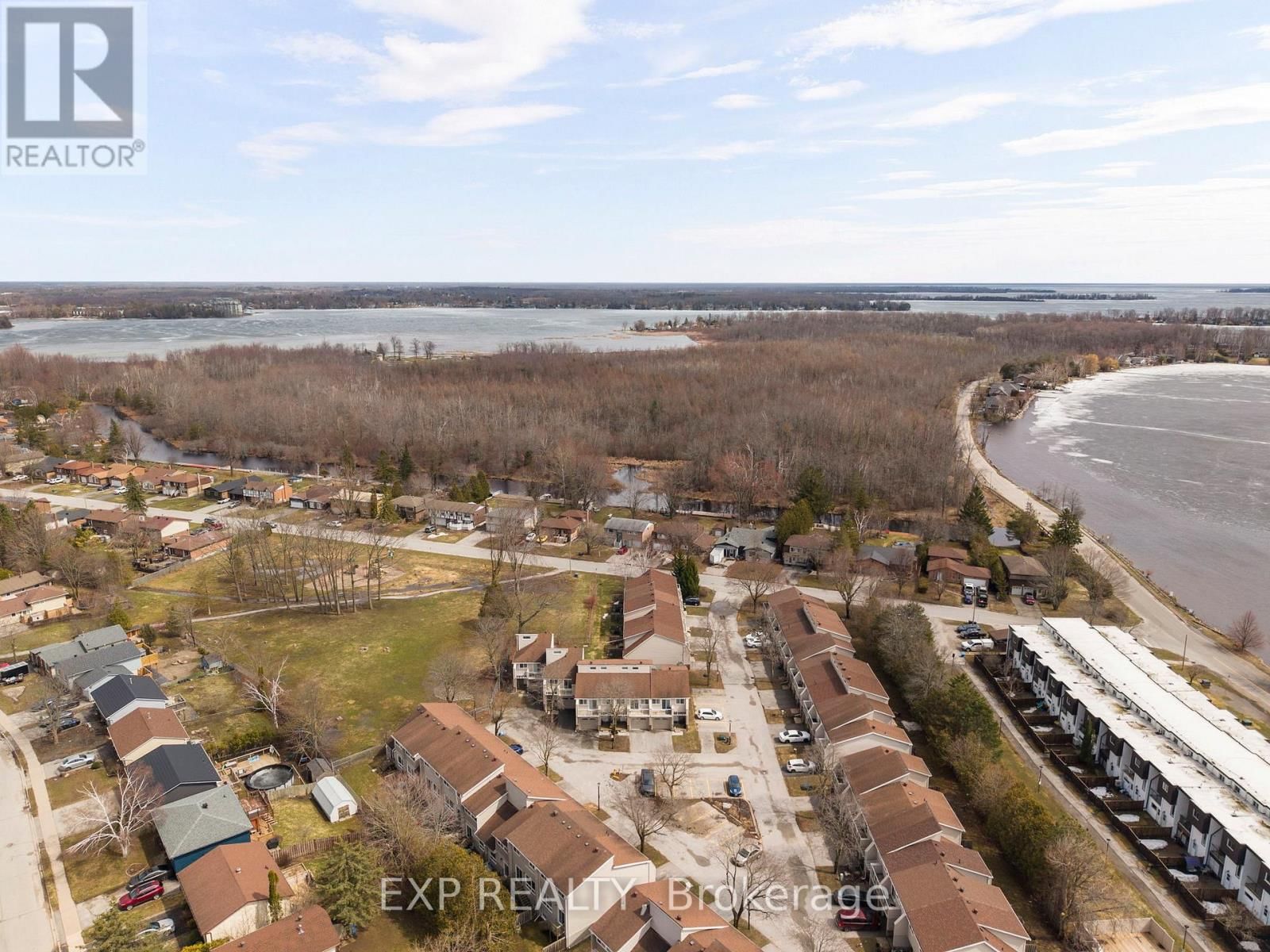 12 - 12 LANKIN BOULEVARD Image 33