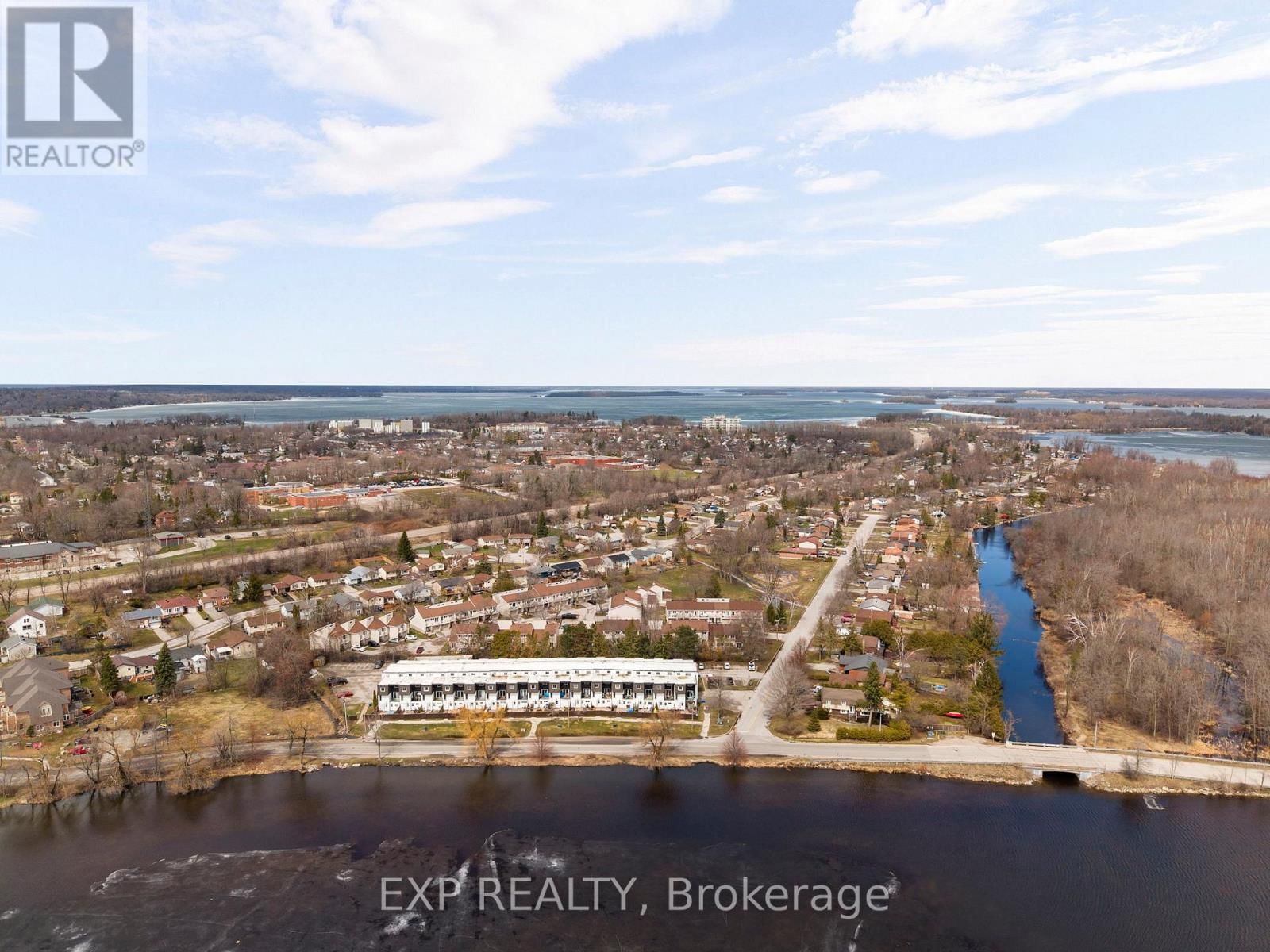 12 - 12 LANKIN BOULEVARD Image 34