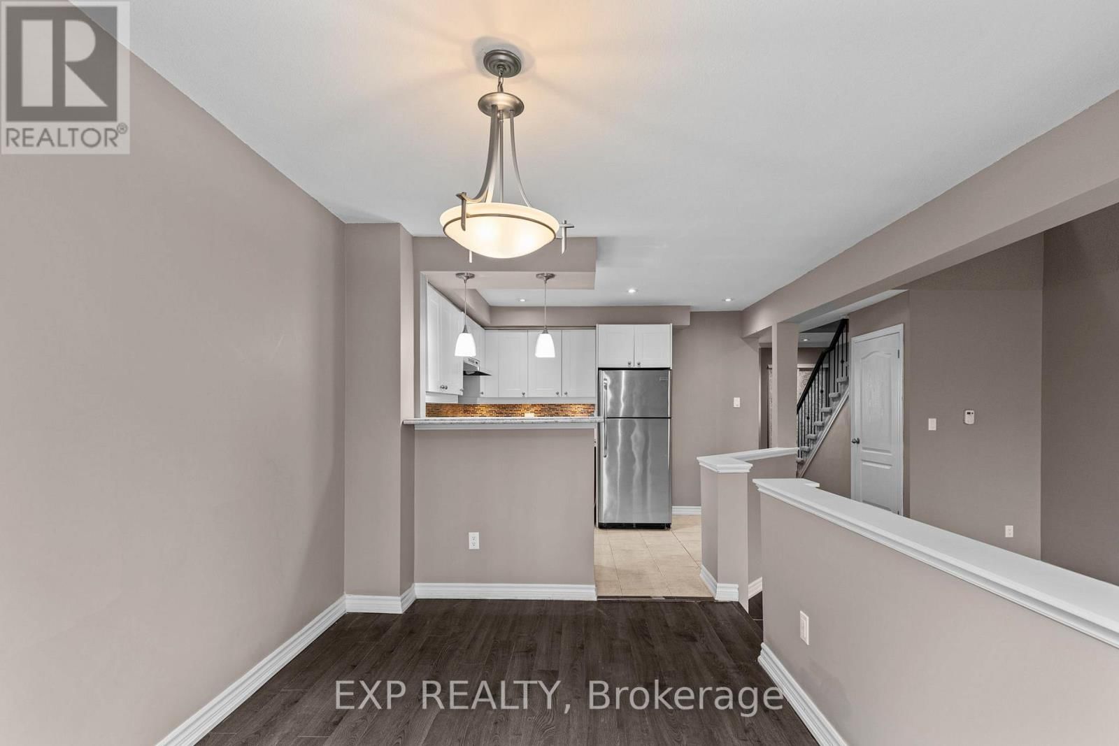 12 - 12 LANKIN BOULEVARD Image 7