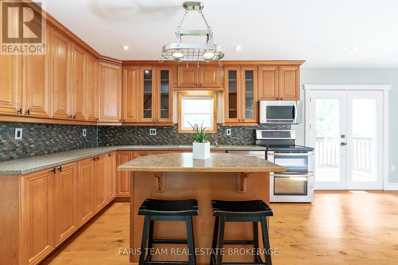 104 KNOX ROAD EAST Image 11