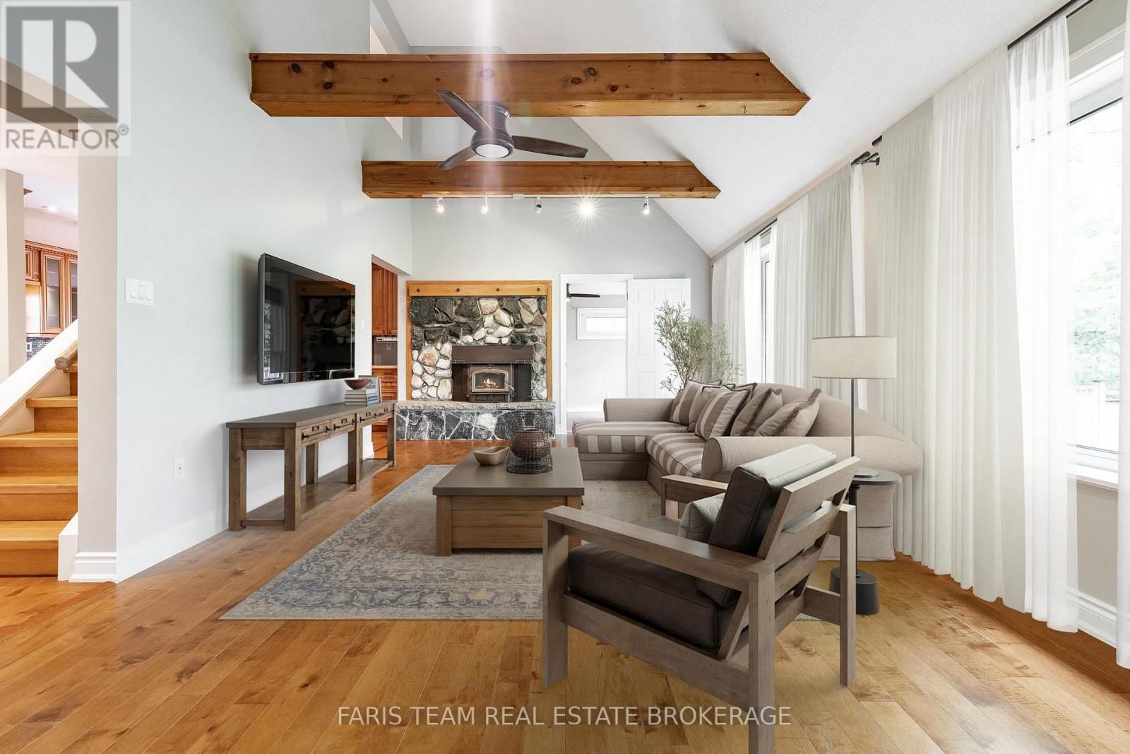 104 KNOX ROAD EAST Image 16