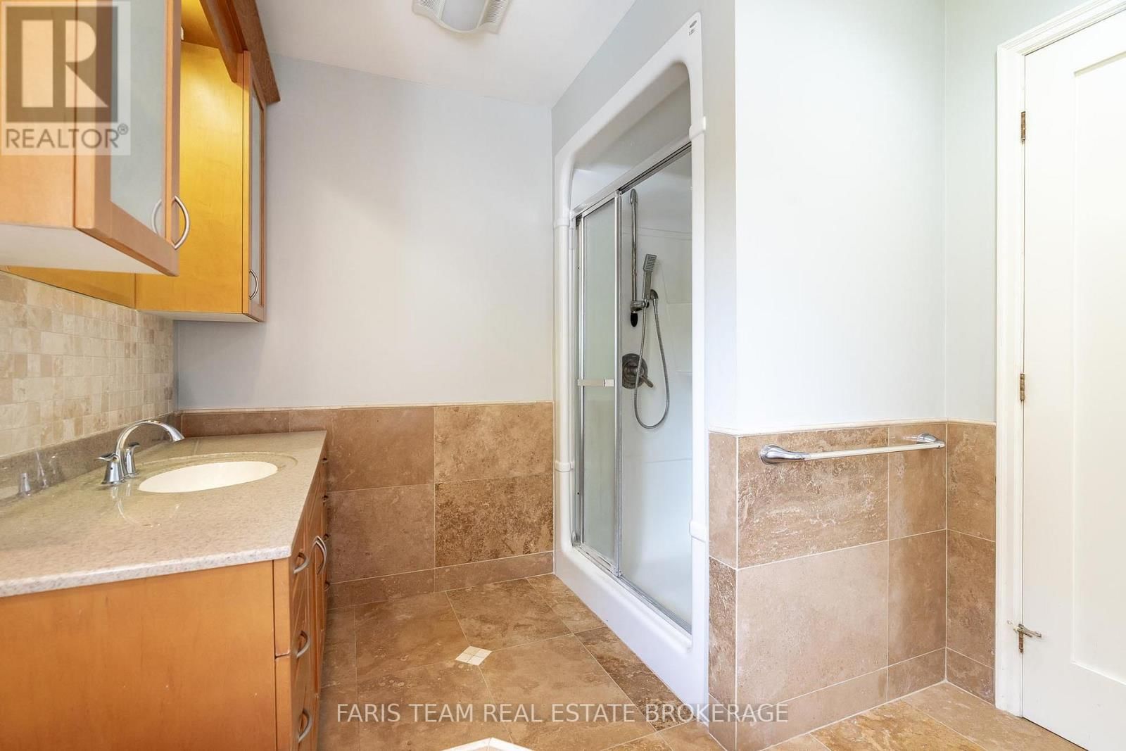 104 KNOX ROAD EAST Image 30