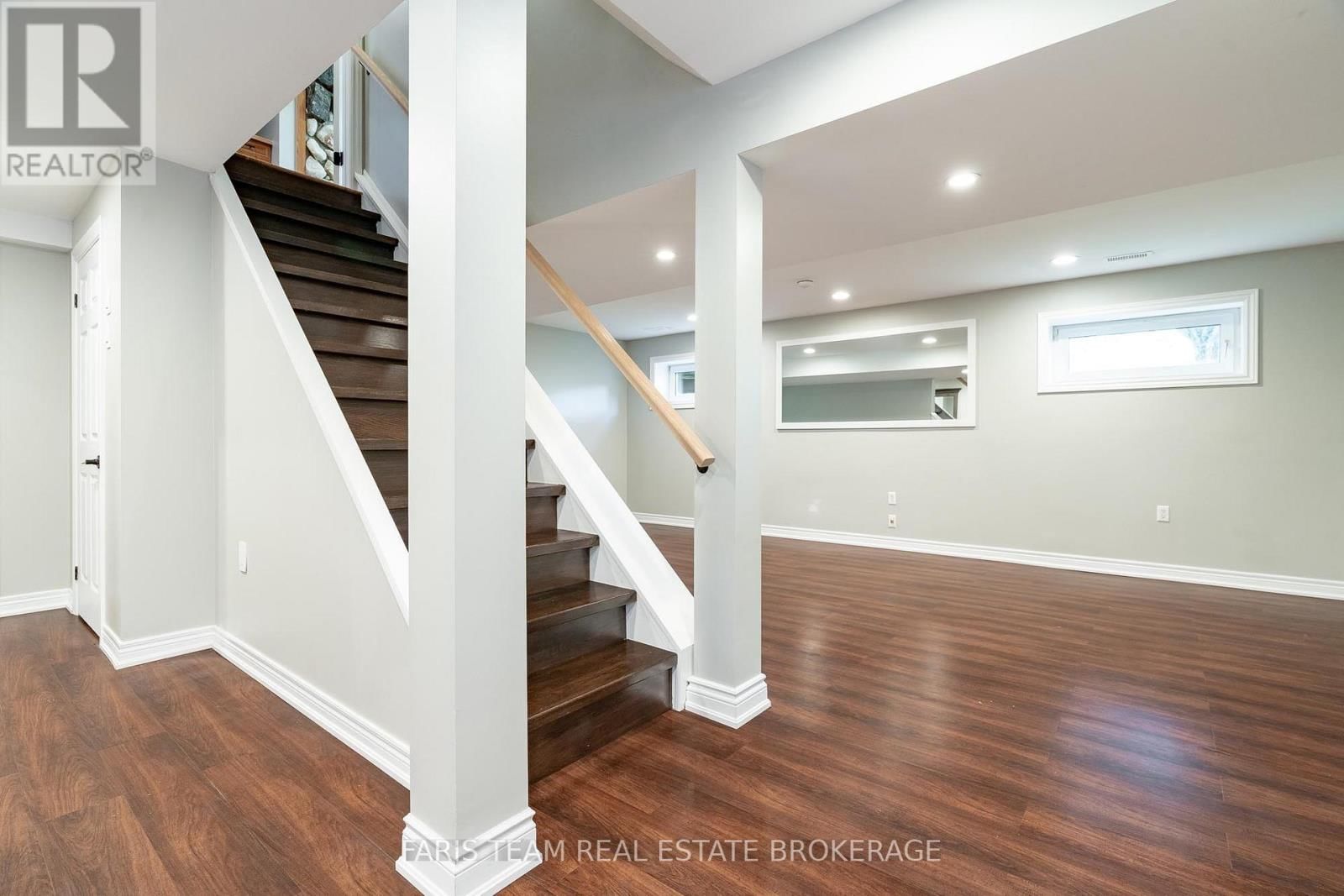 104 KNOX ROAD EAST Image 31