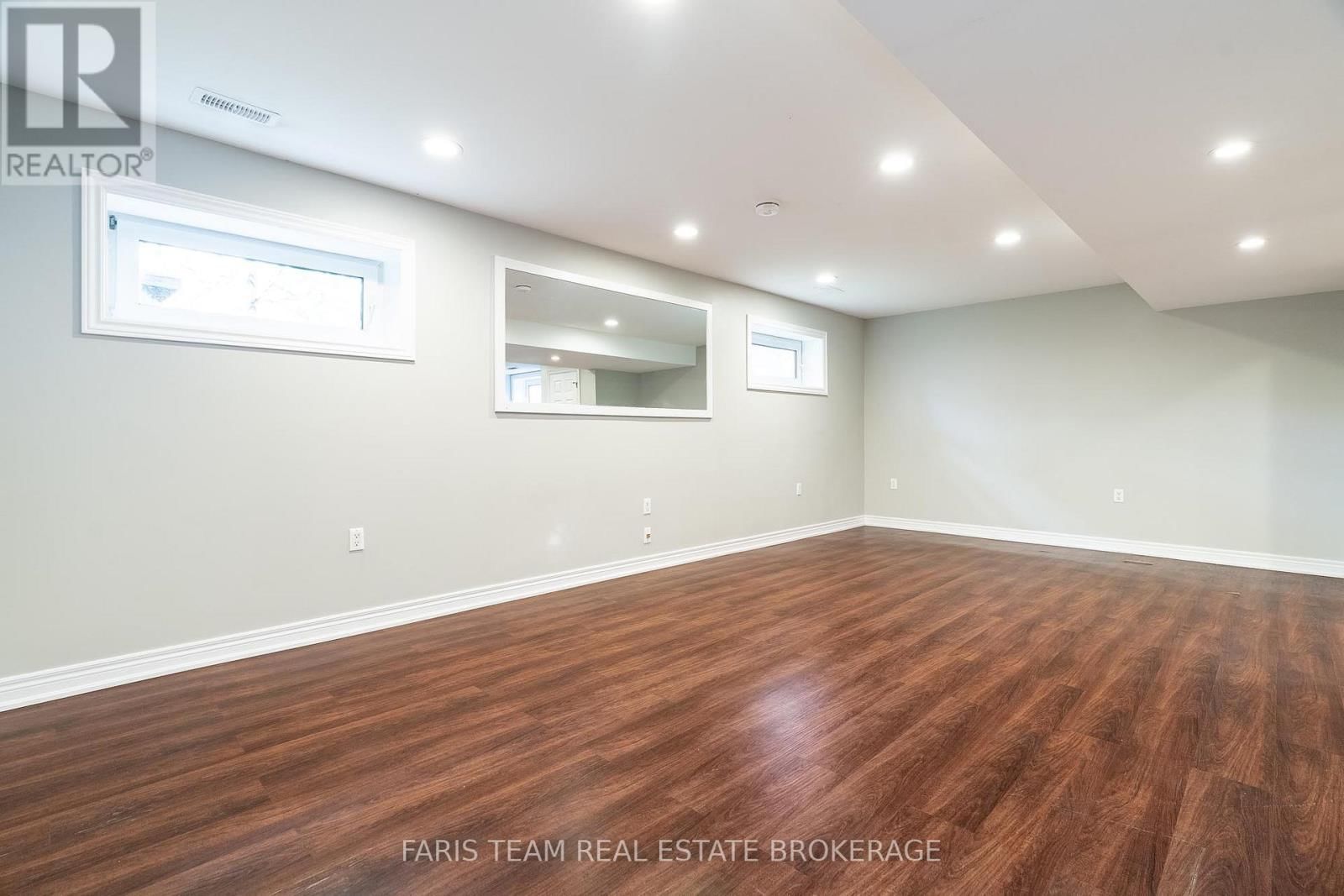 104 KNOX ROAD EAST Image 33