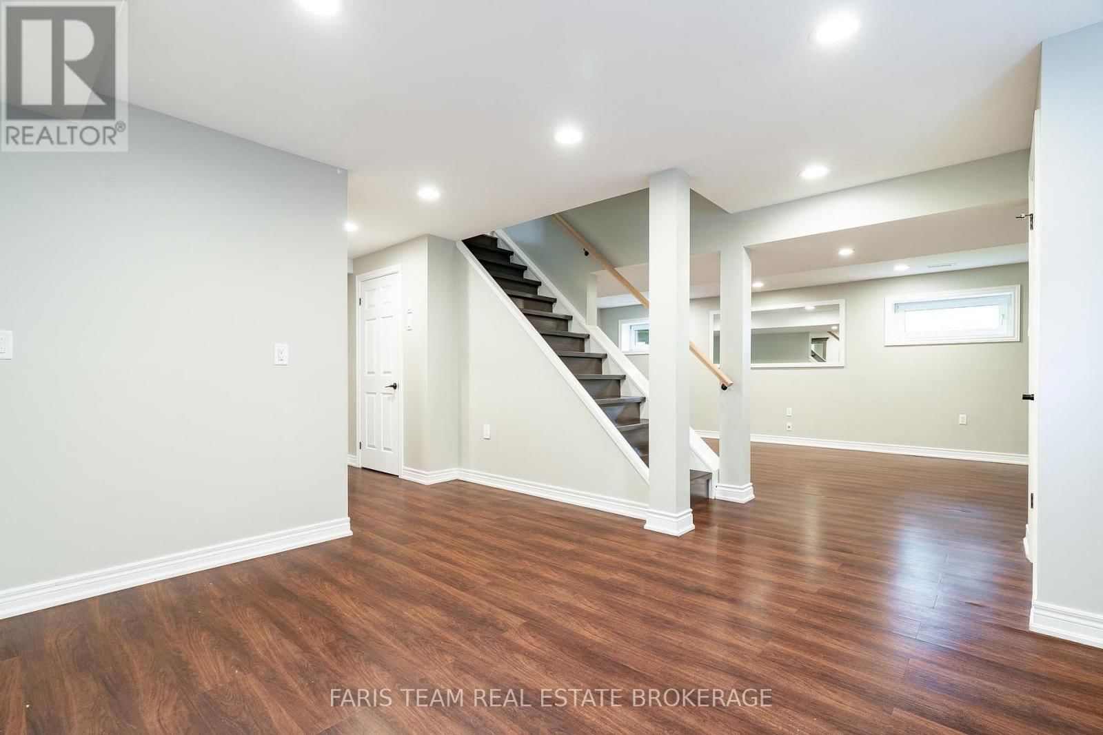 104 KNOX ROAD EAST Image 36