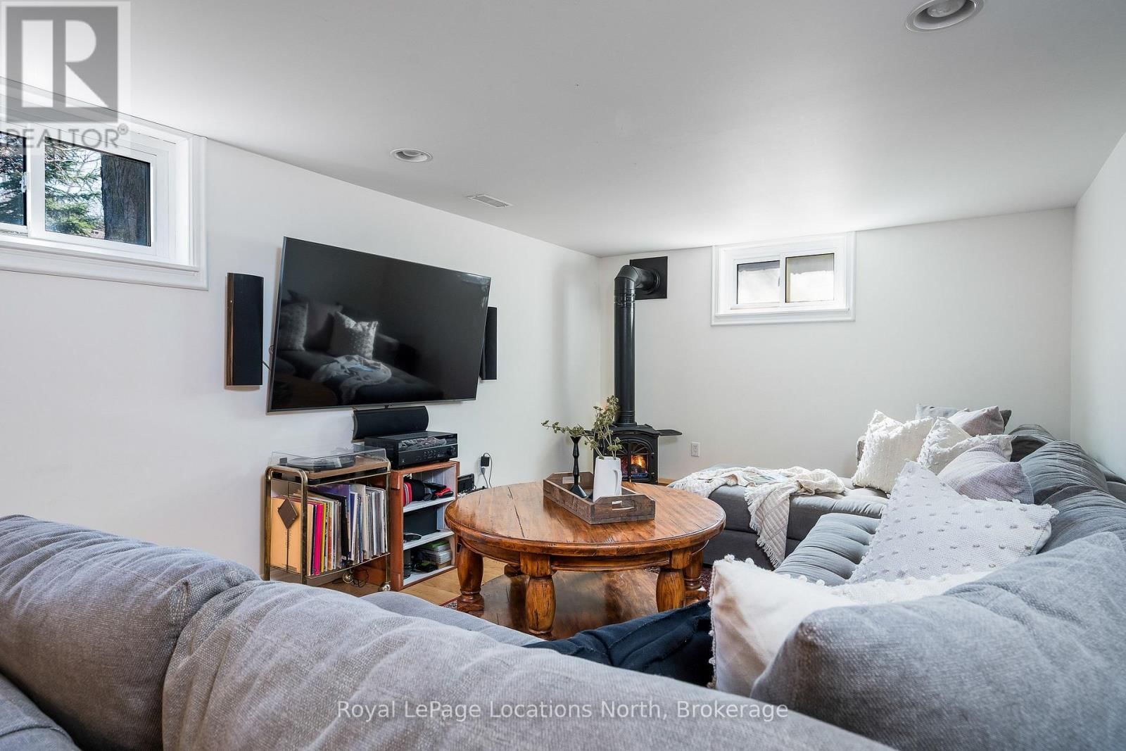 12 BRYAN DRIVE Image 23