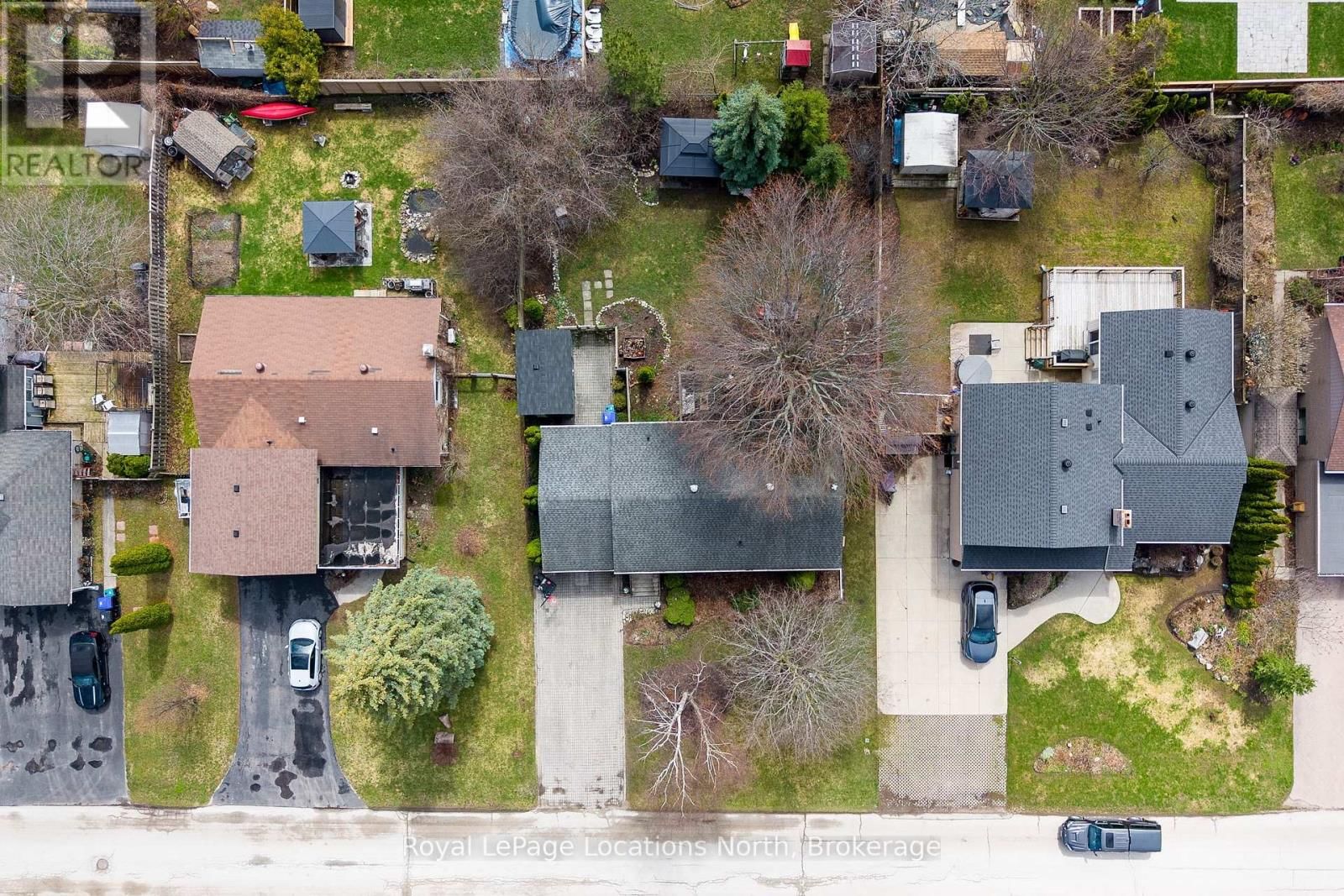 12 BRYAN DRIVE Image 40