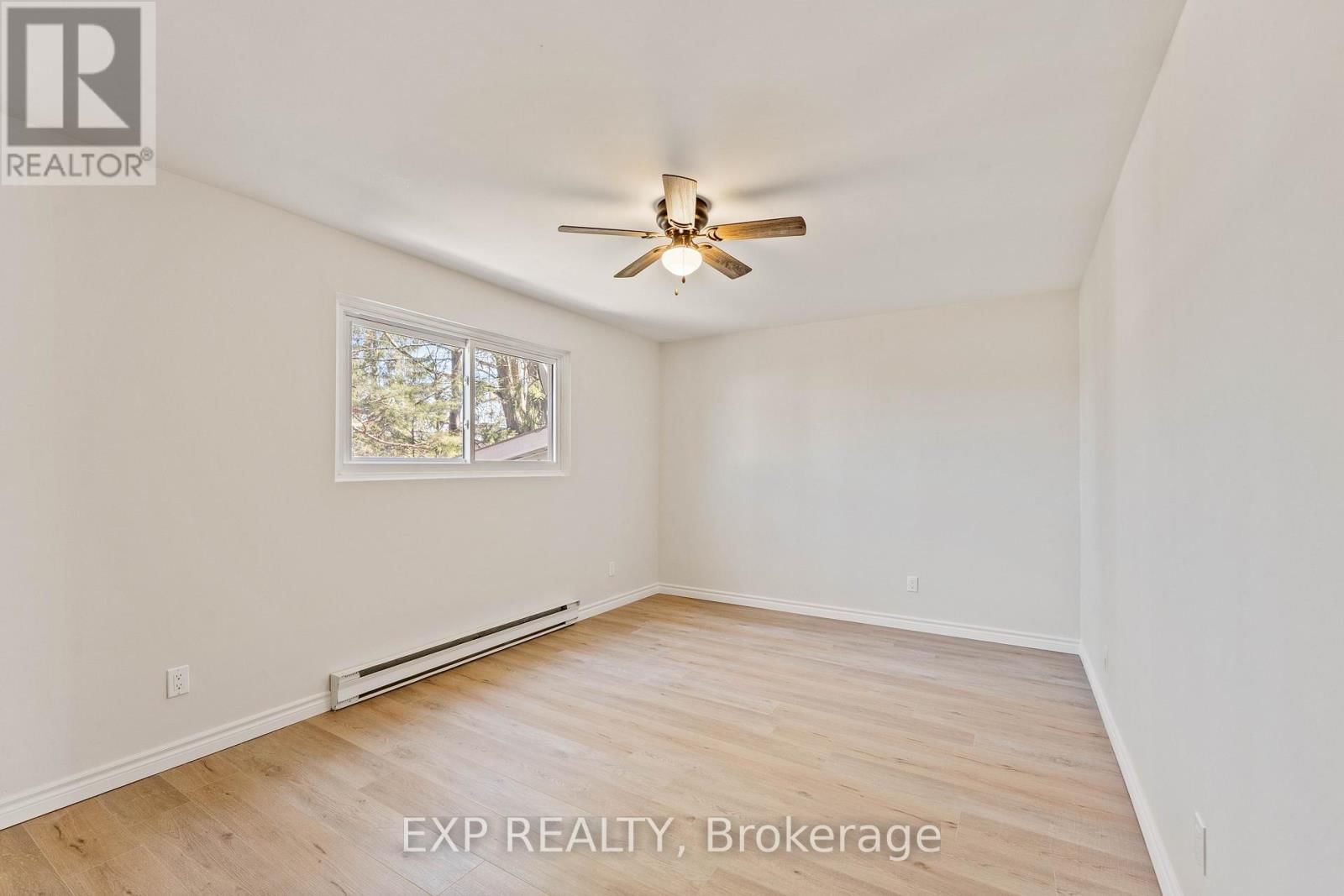 10 KINGS COURT Image 6