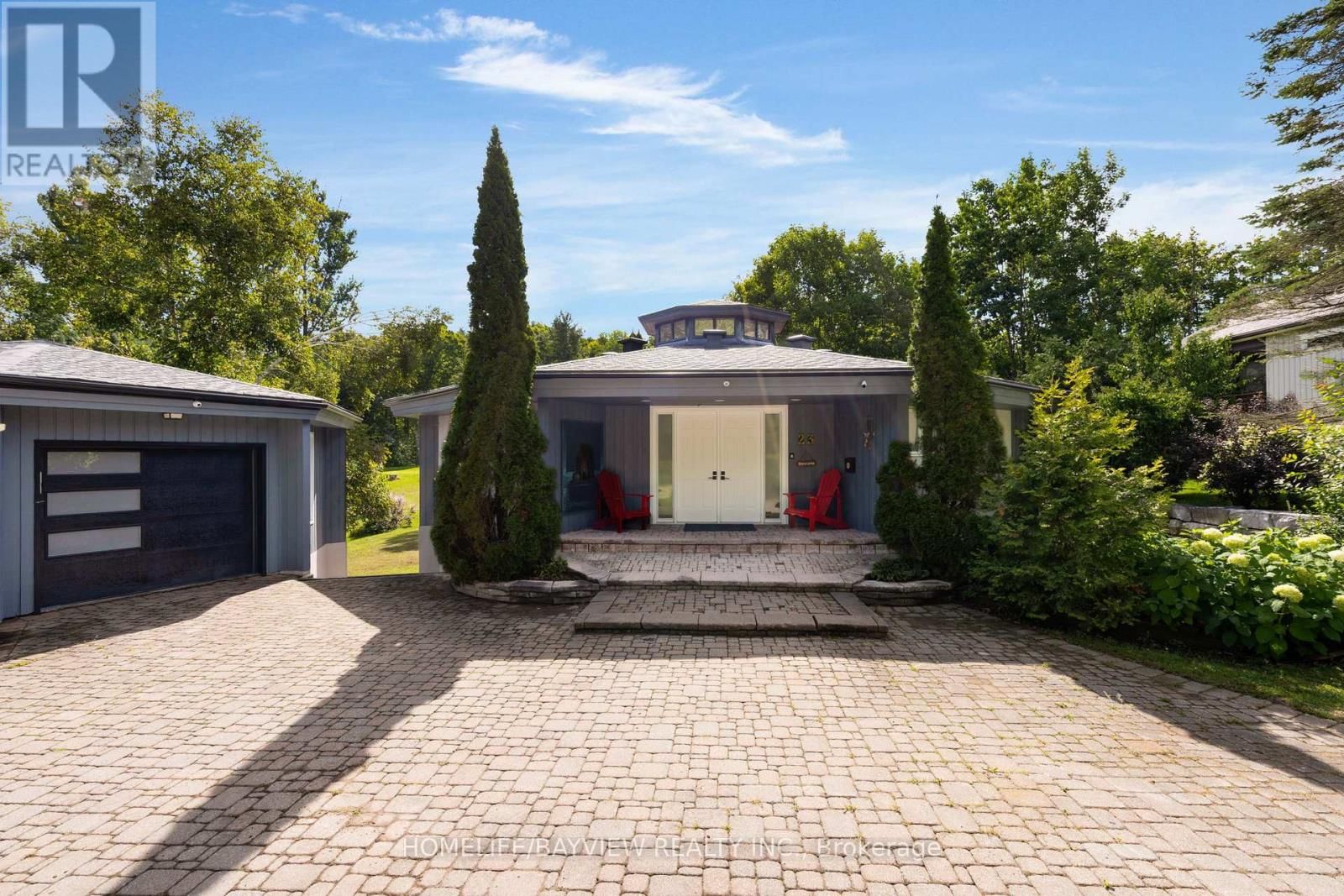 23 COUNTRY CLUB LANE Image 1