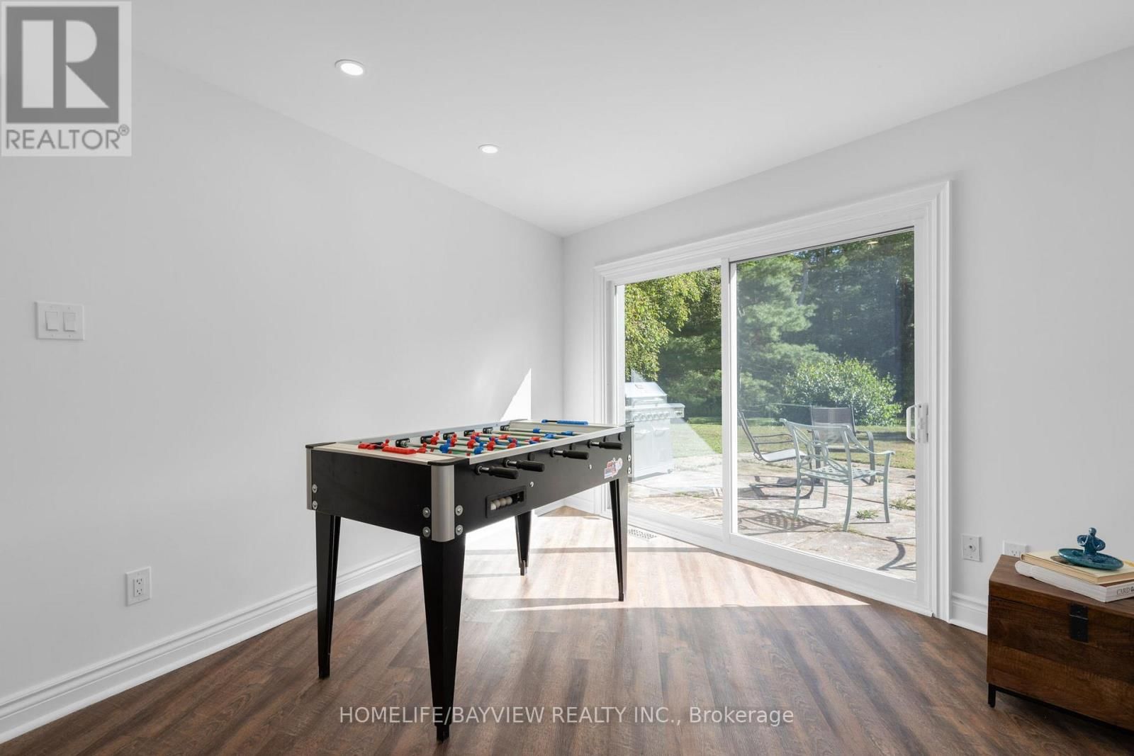 23 COUNTRY CLUB LANE Image 33