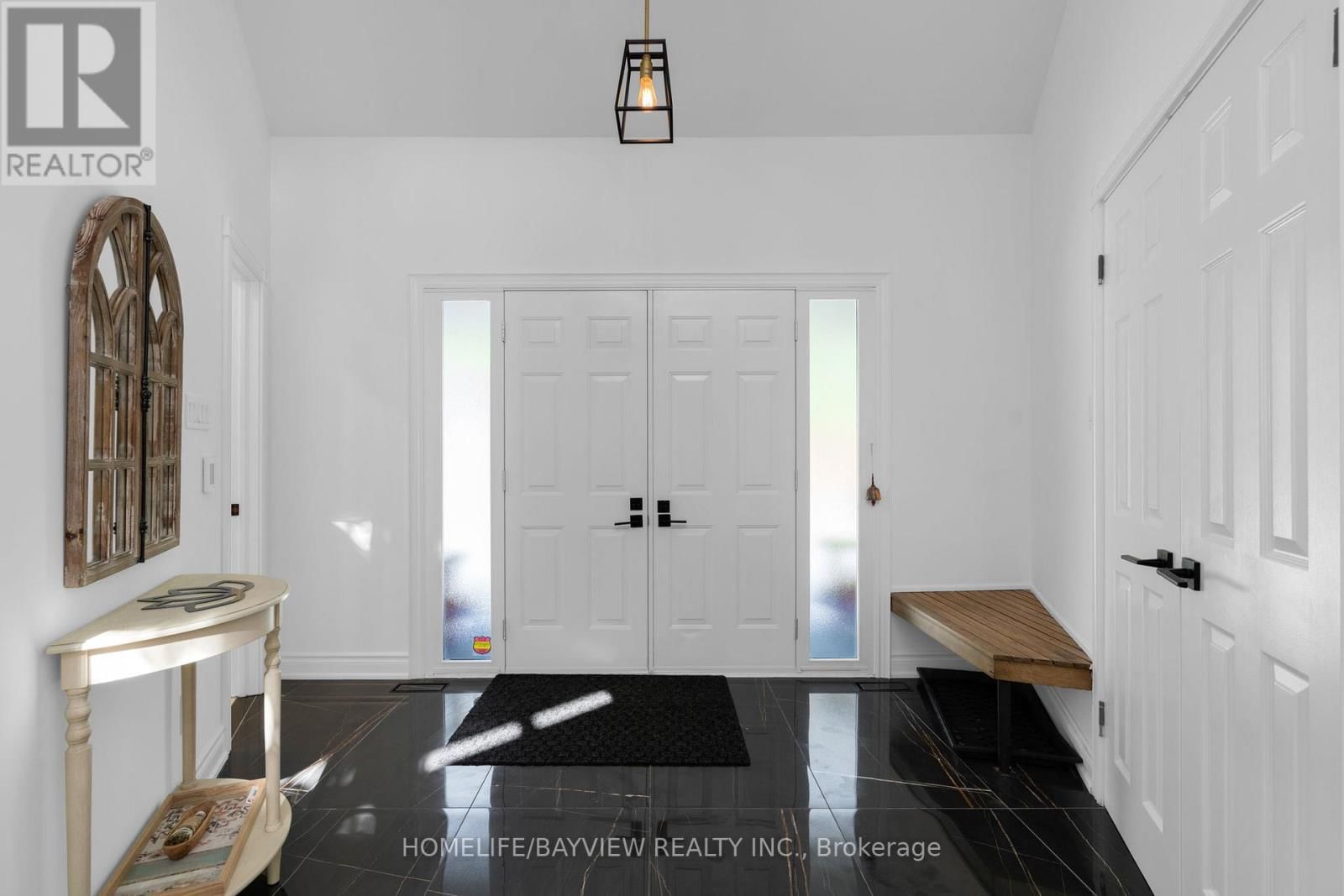 23 COUNTRY CLUB LANE Image 5