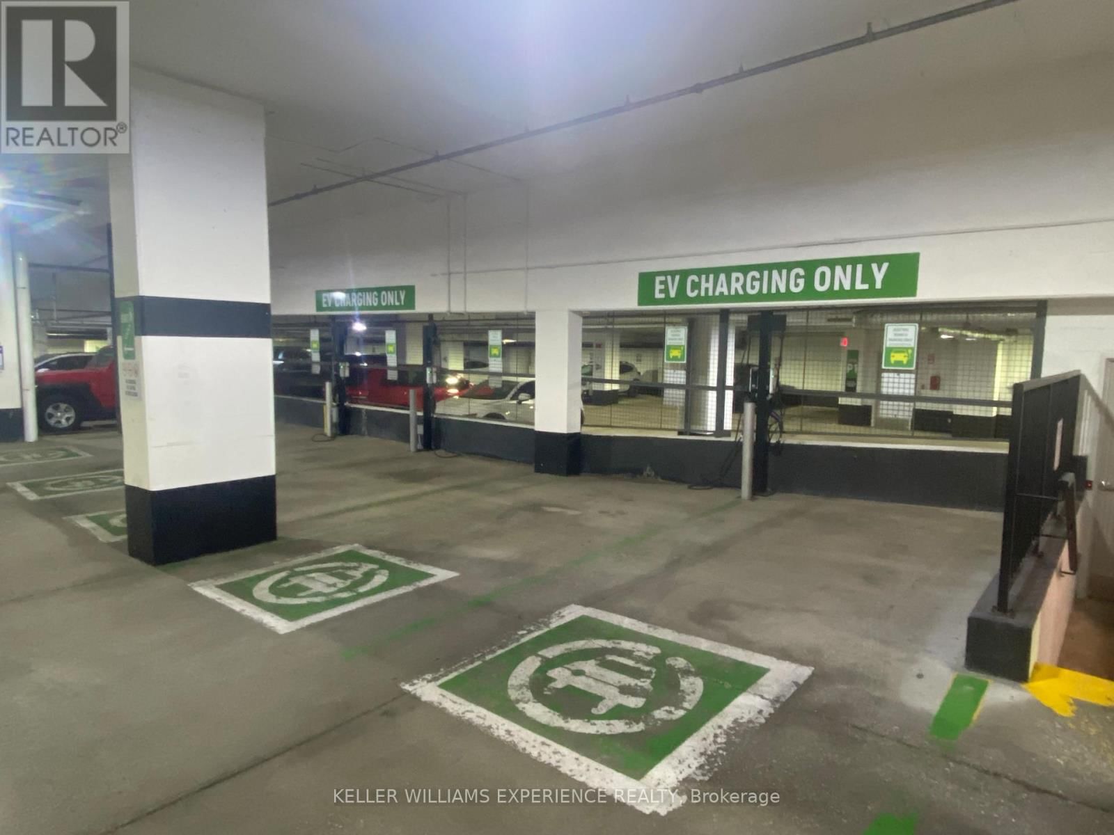 GPH1 - 111 WORSLEY STREET Image 16