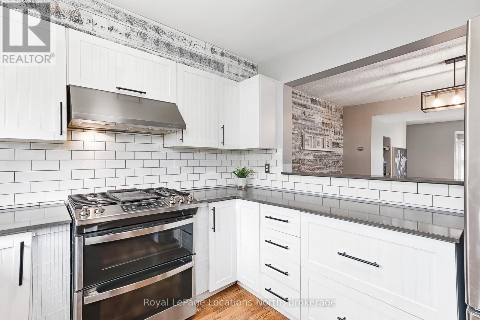 51 LIGHTHOUSE LANE WEST Image 18