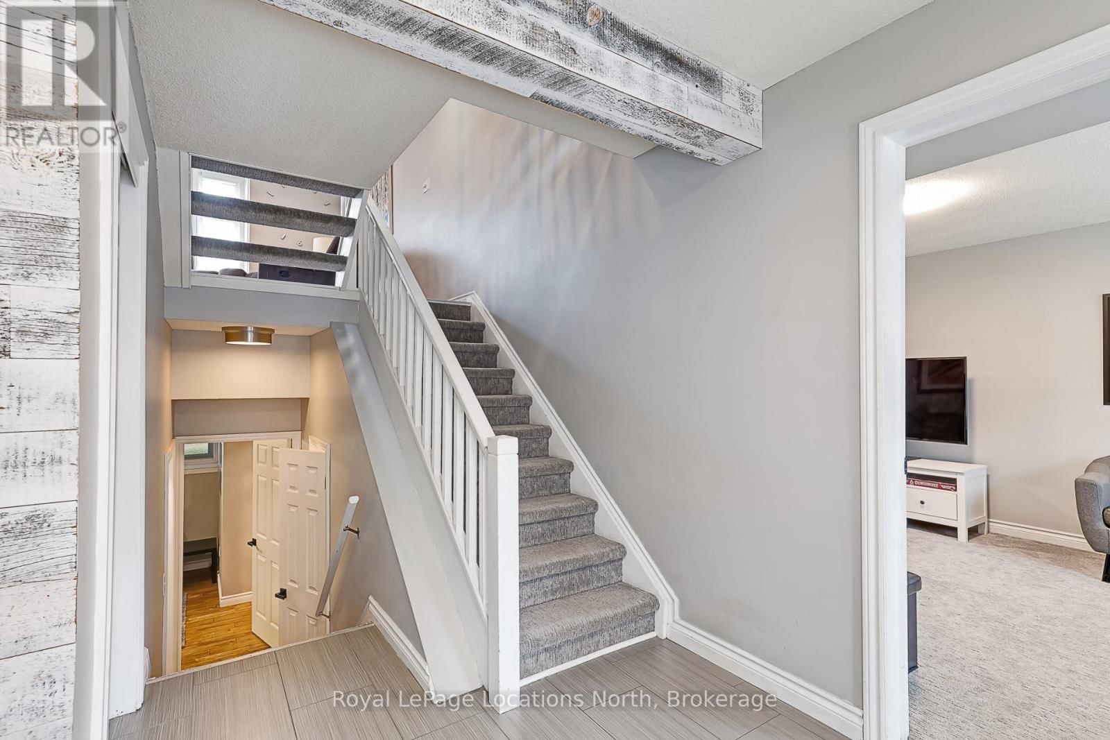 51 LIGHTHOUSE LANE WEST Image 8