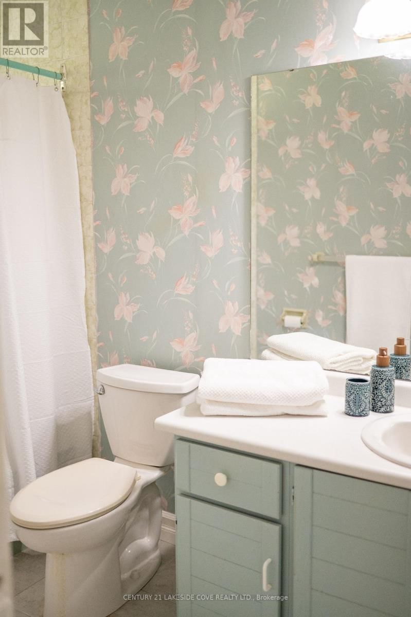 27 THICKETWOOD PLACE Image 17