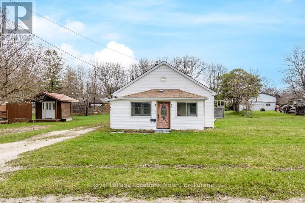 221 SPRUCE STREET Image 1